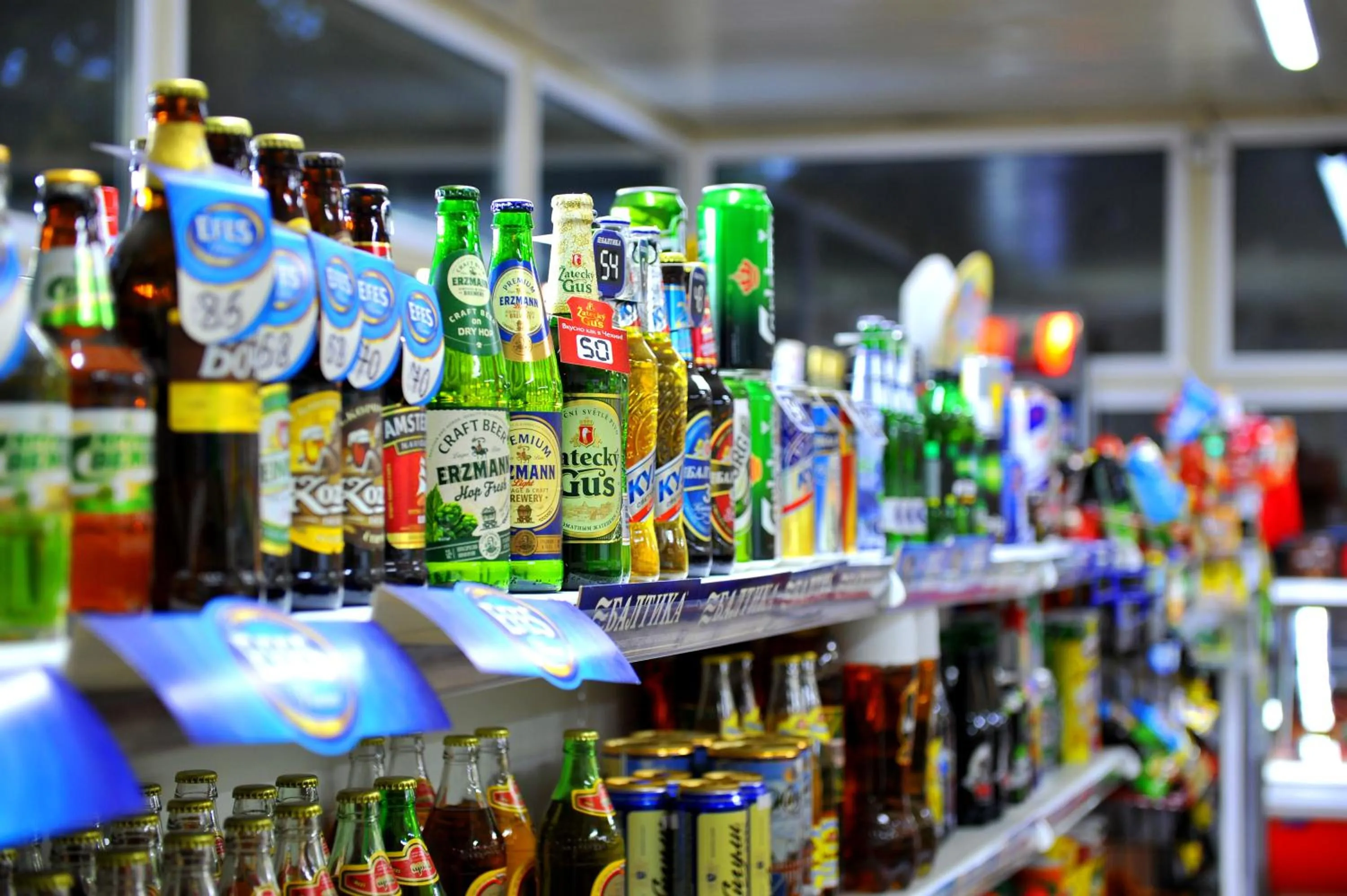 On-site shops in Rich Hotel