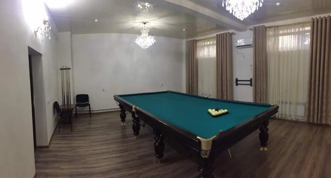 Billiard in Rich Hotel