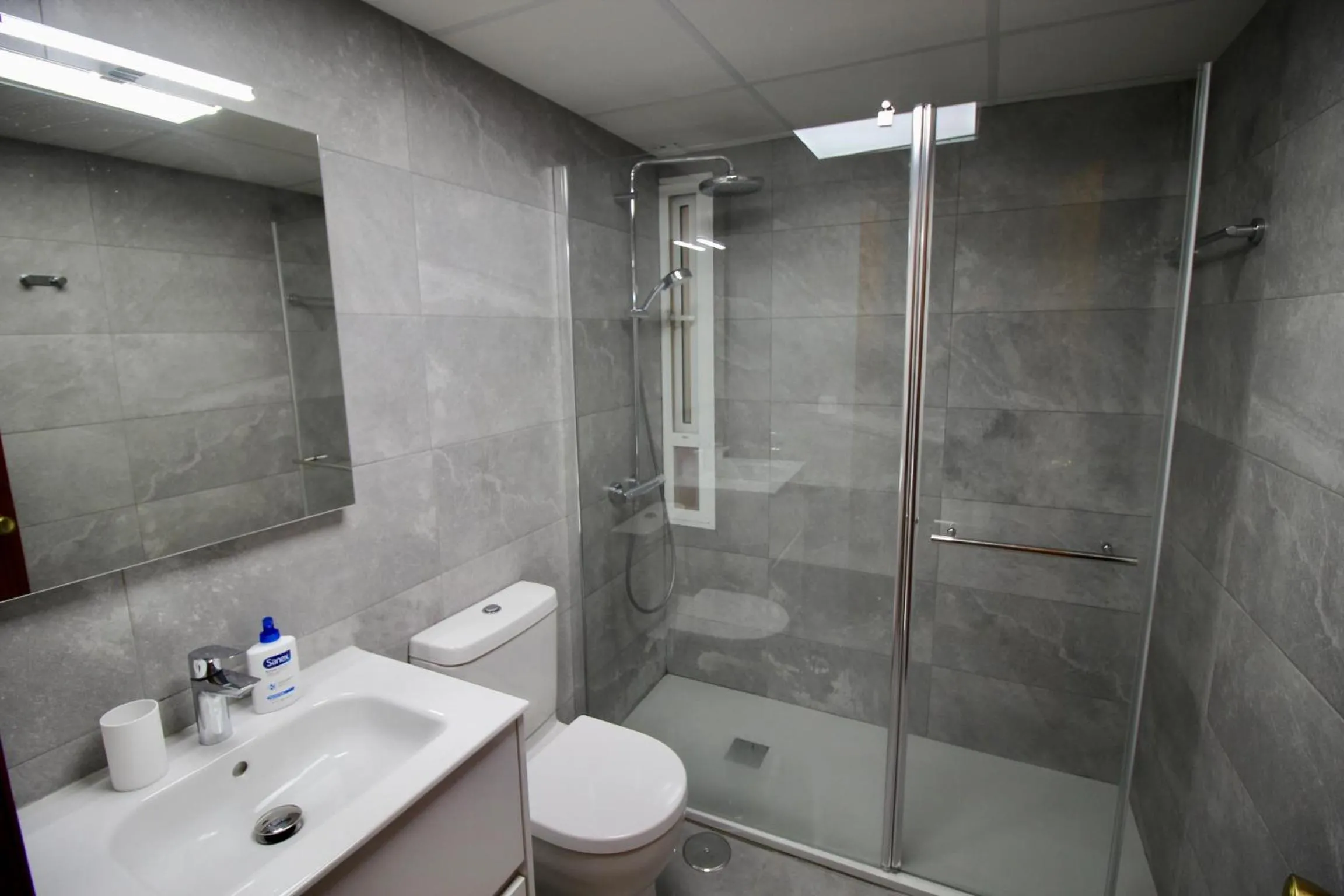 Bathroom in Sainvi 5-5D