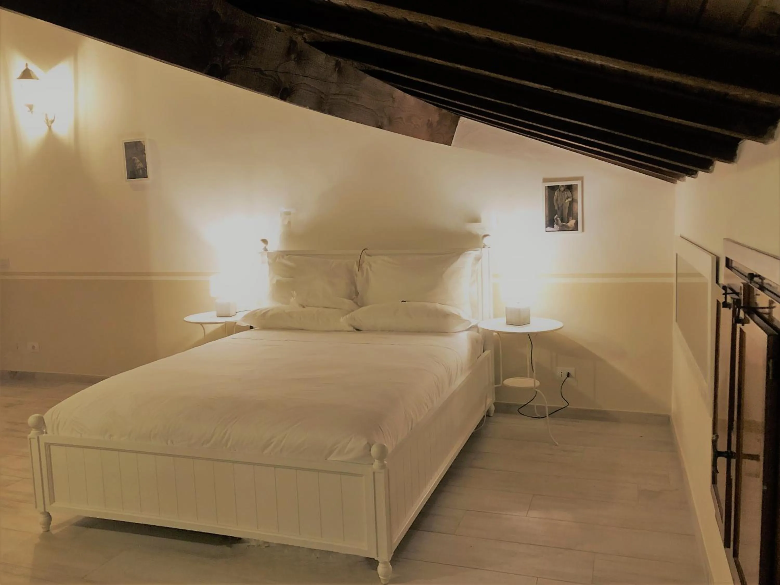 Bedroom, Bed in Il Contado -room and breakfast-