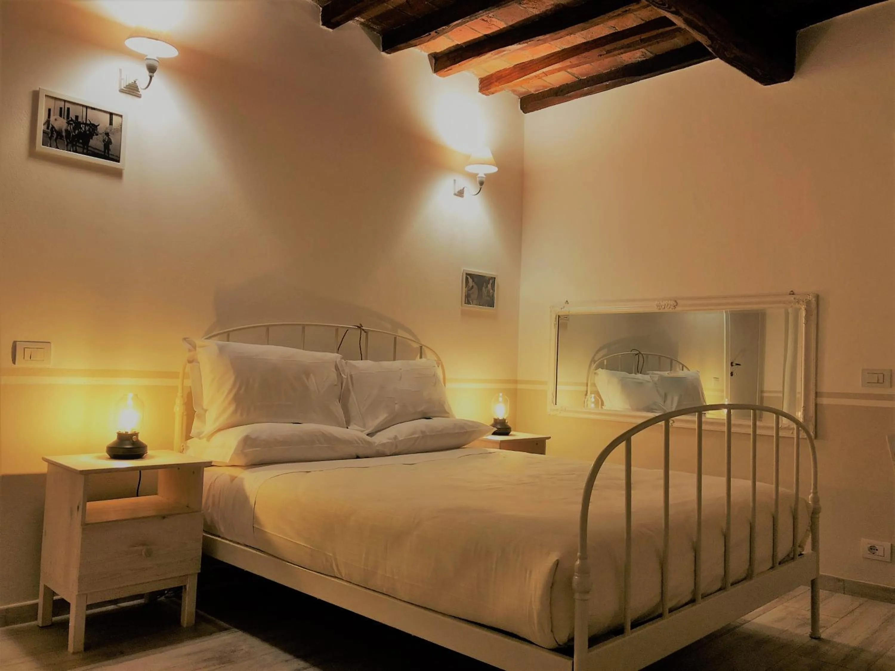 Photo of the whole room, Bed in Il Contado -room and breakfast-
