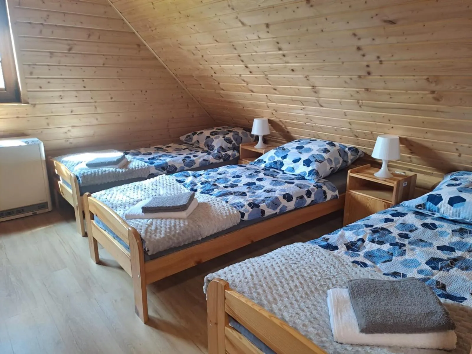 Bed in Dom Wycieczkowy "Na stadionie"