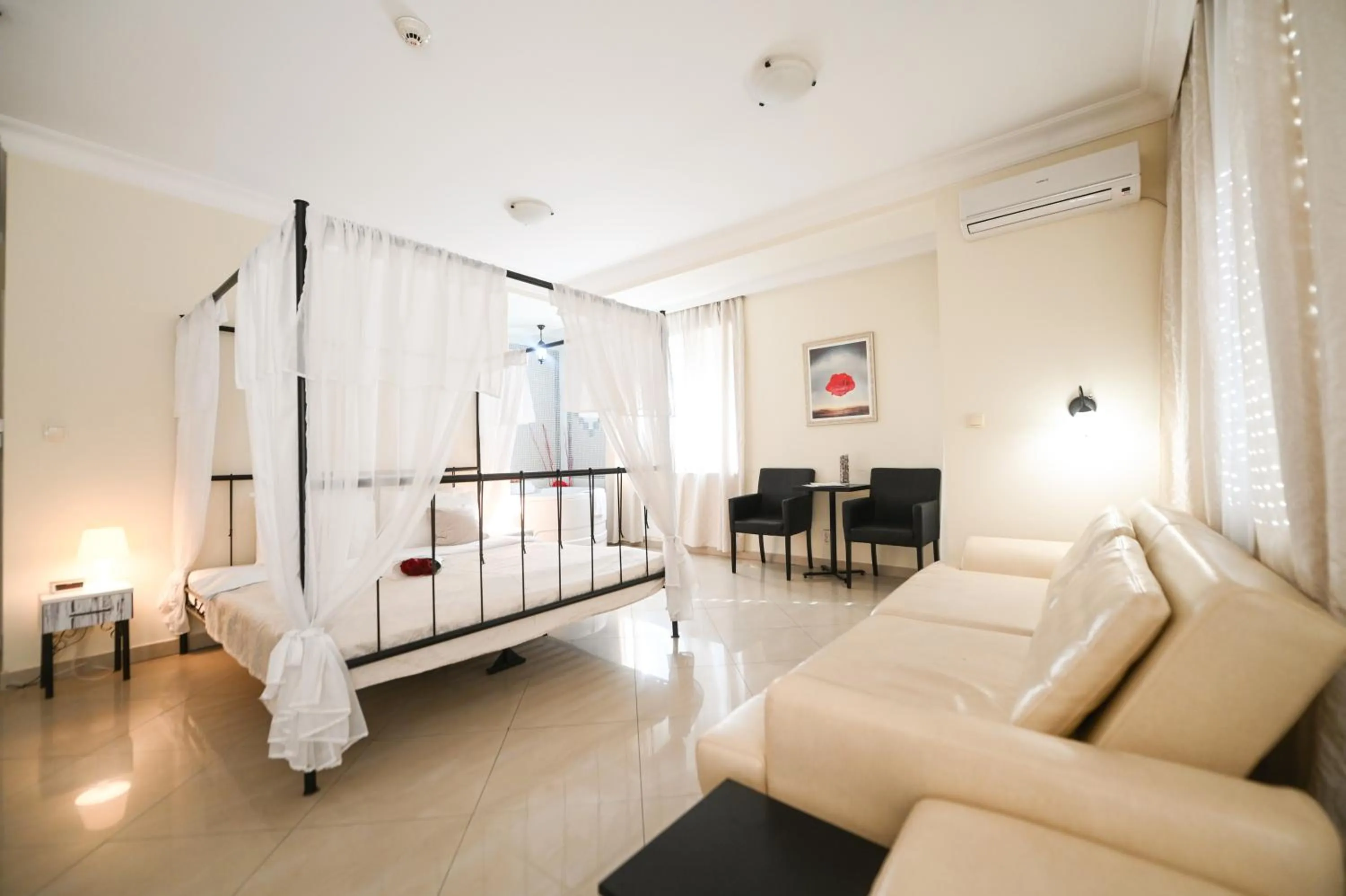 Photo of the whole room, Bed in Garni Hotel Dash