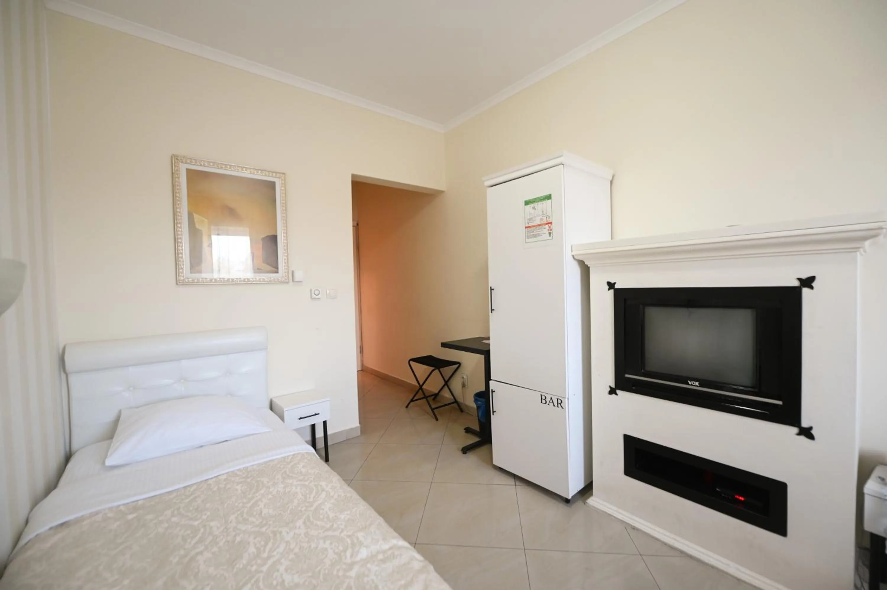 Photo of the whole room, Bed in Garni Hotel Dash