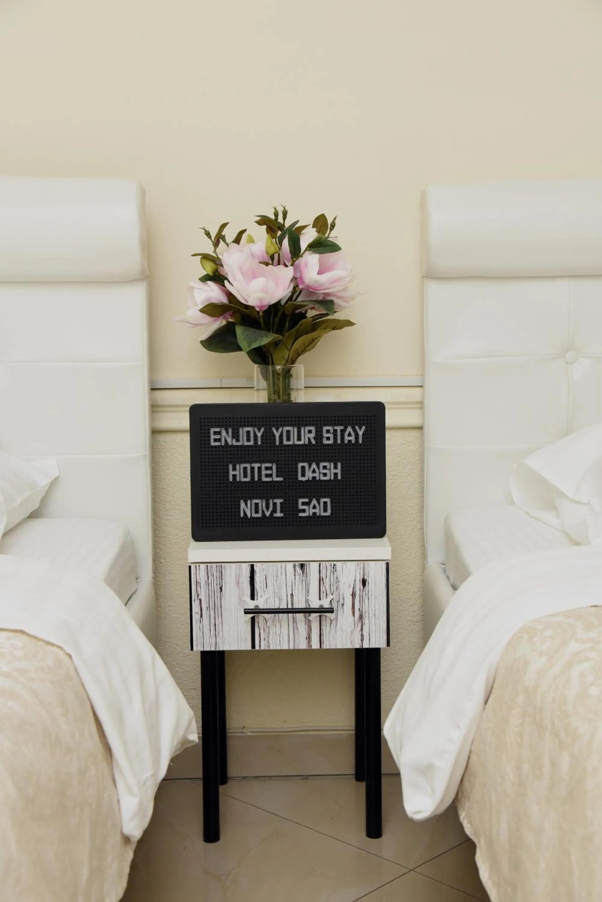 Decorative detail, Bed in Garni Hotel Dash