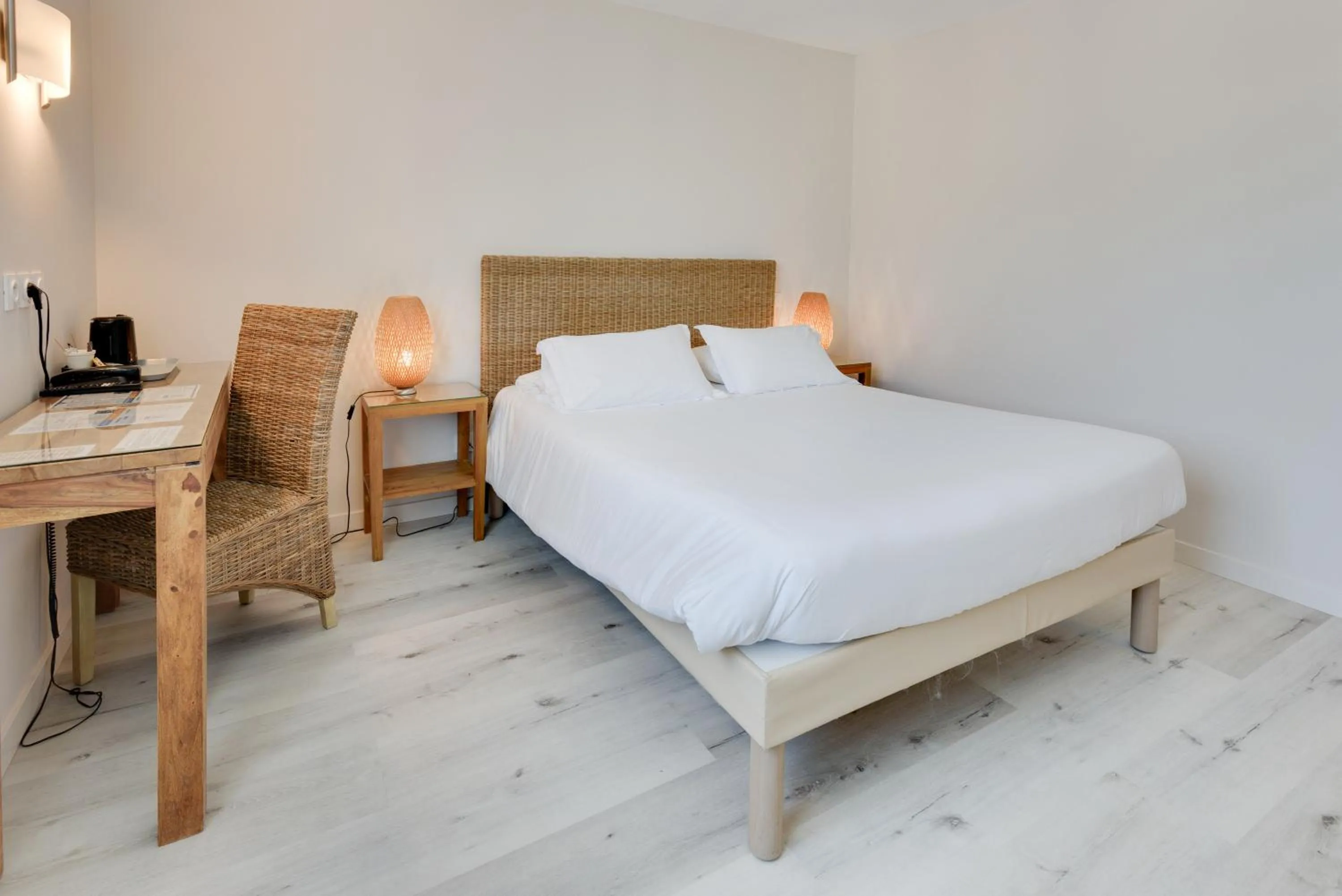 Bedroom, Bed in Kyriad Perpignan Sud