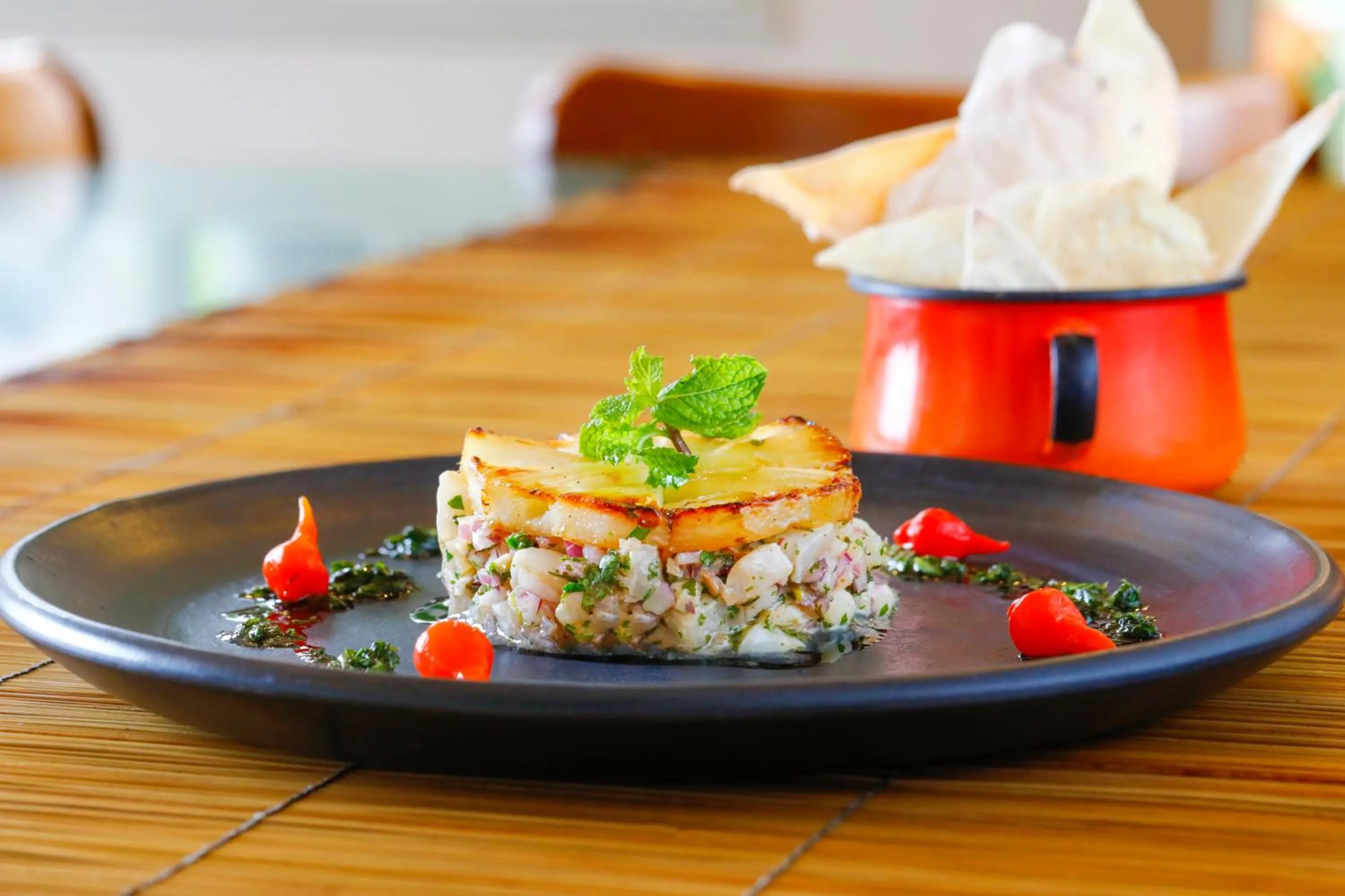 Restaurant/places to eat in Manary Praia Hotel