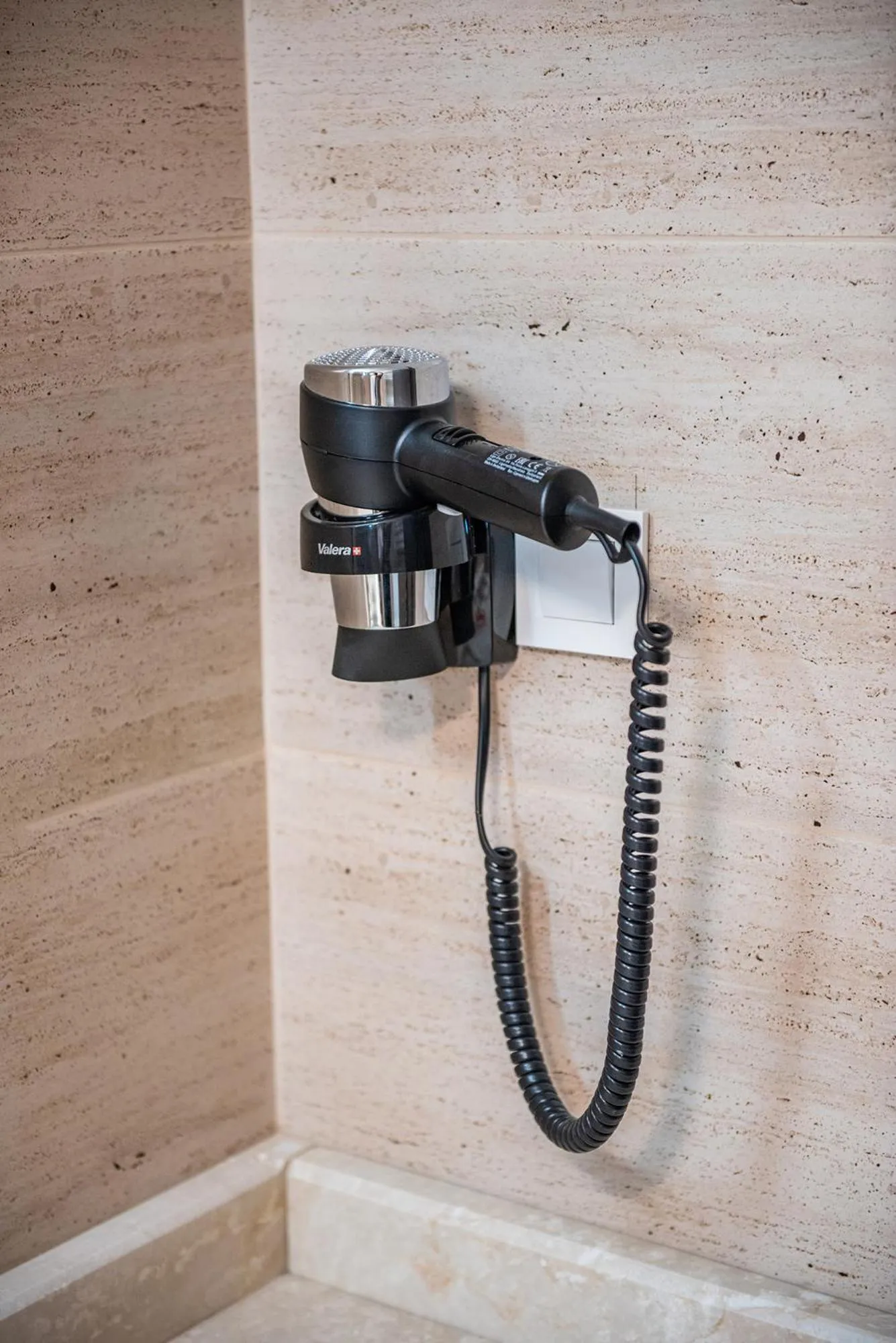 Pensiunea Carul cu flori