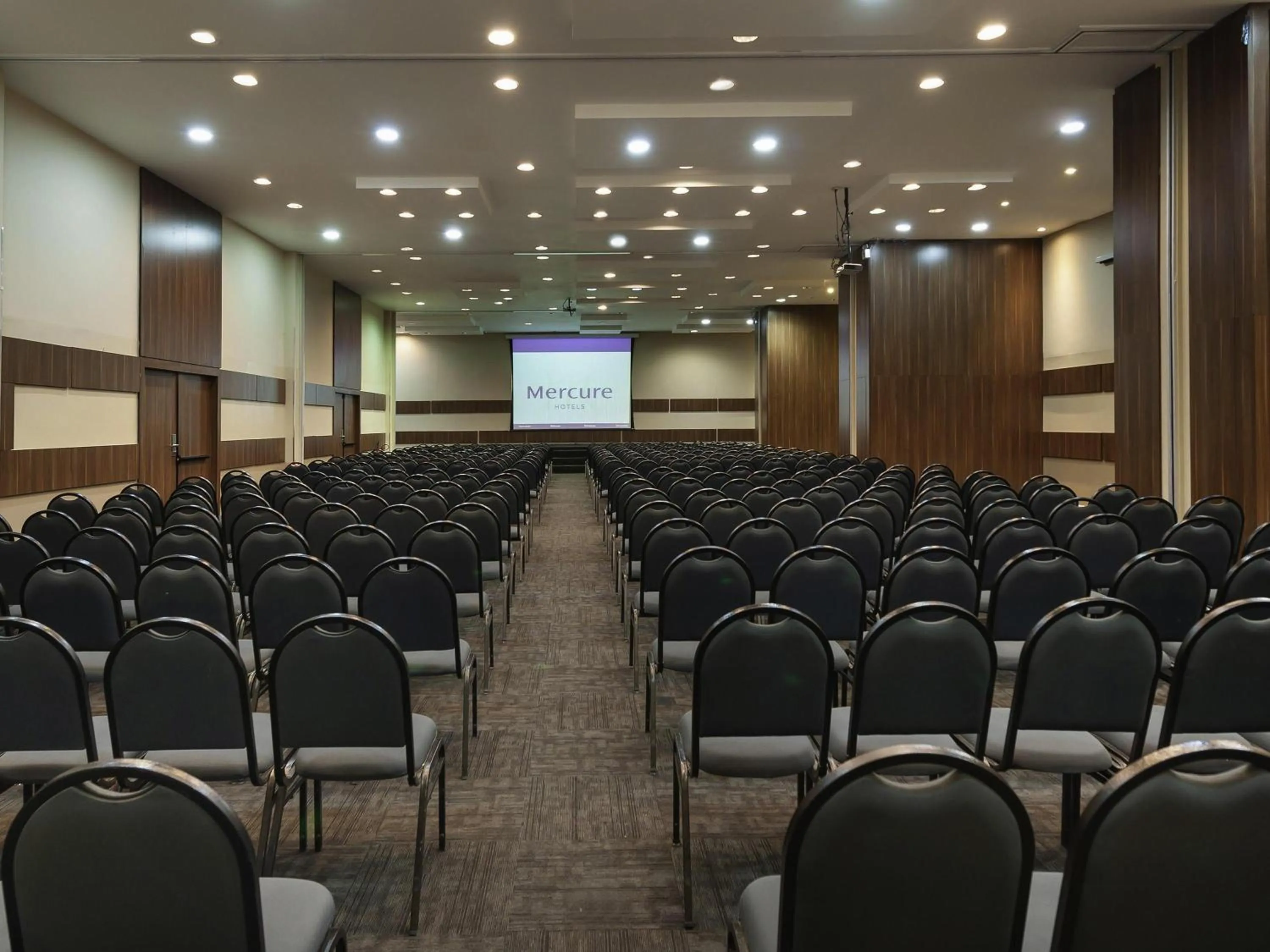 Meeting/conference room in Mercure Rio de Janeiro Nova Iguaçu