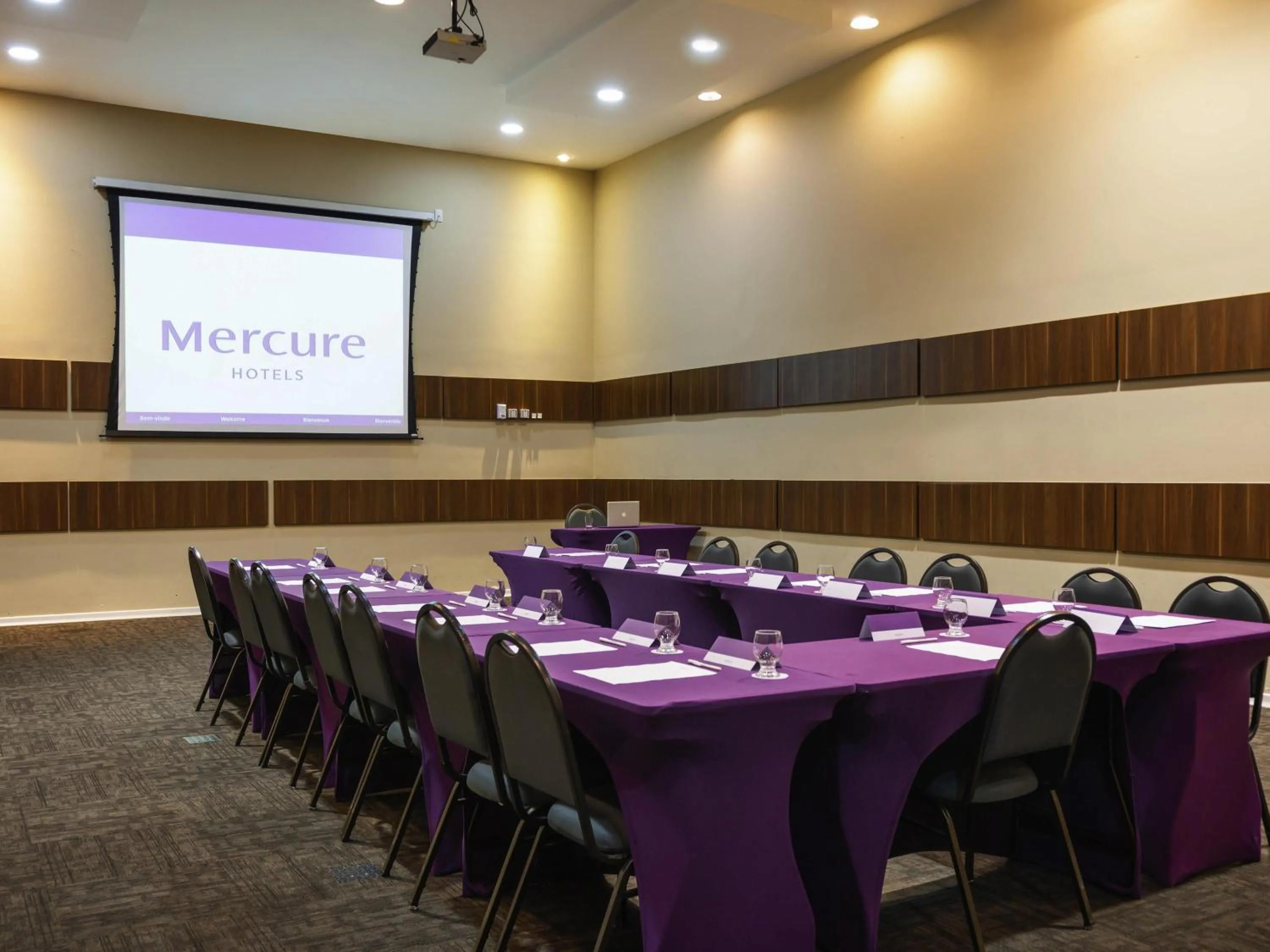 Meeting/conference room in Mercure Rio de Janeiro Nova Iguaçu