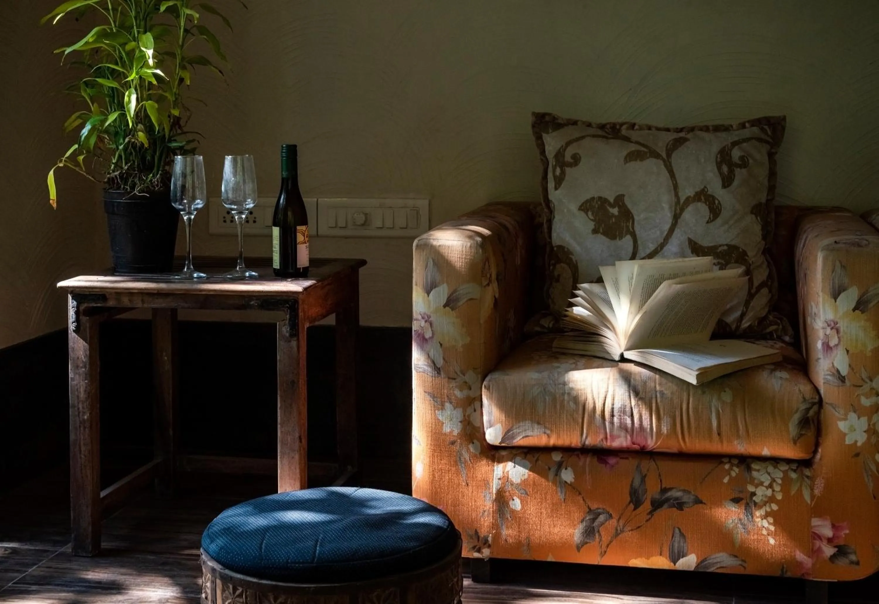 Decorative detail in SaffronStays Masaya, Alibaug - pet-friendly villa with alfresco dining