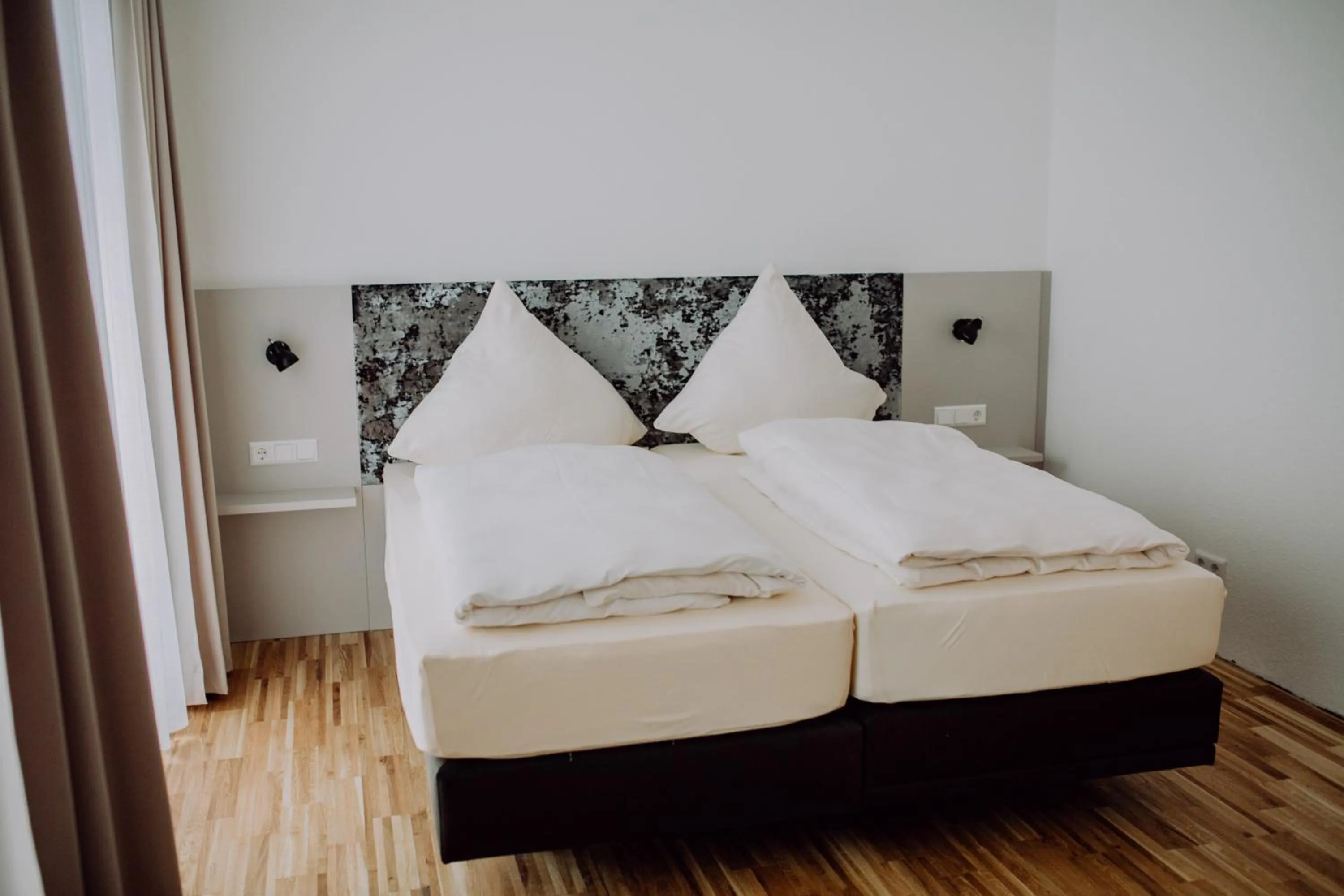 Photo of the whole room, Bed in Hotel Jann von Norderney