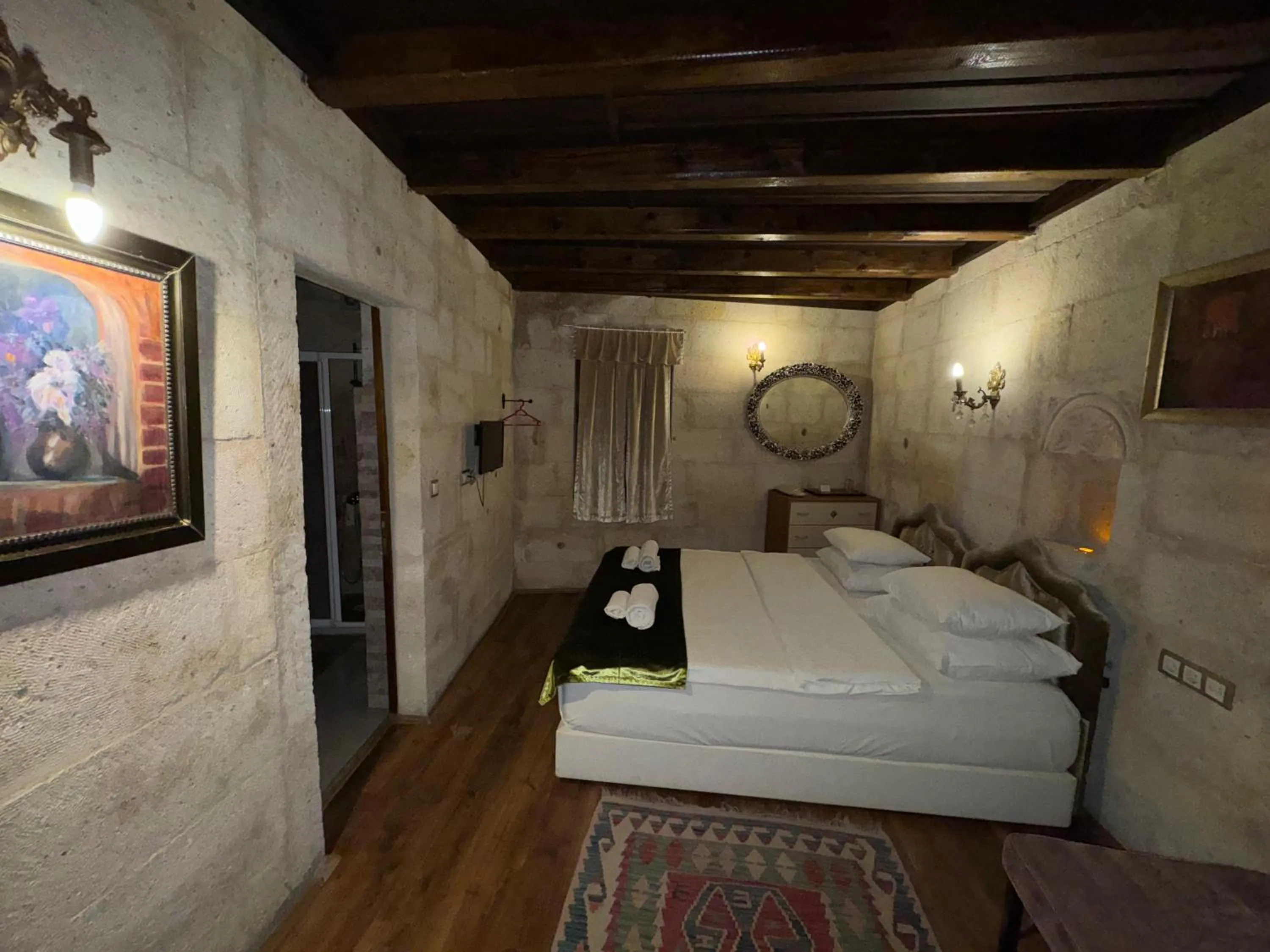 Photo of the whole room, Bed in Cave Art Hotel Cappadocia