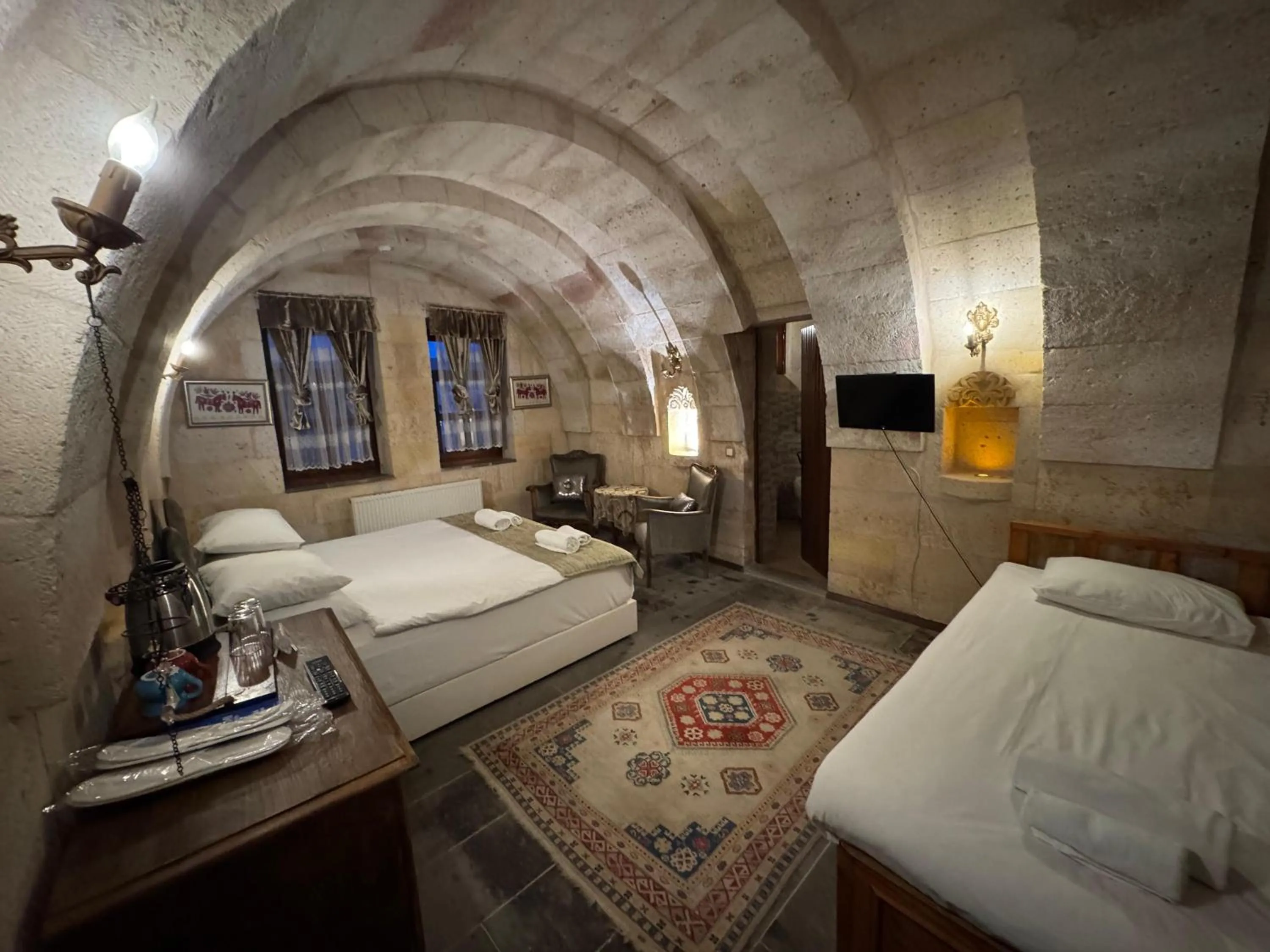 Photo of the whole room, Bed in Cave Art Hotel Cappadocia
