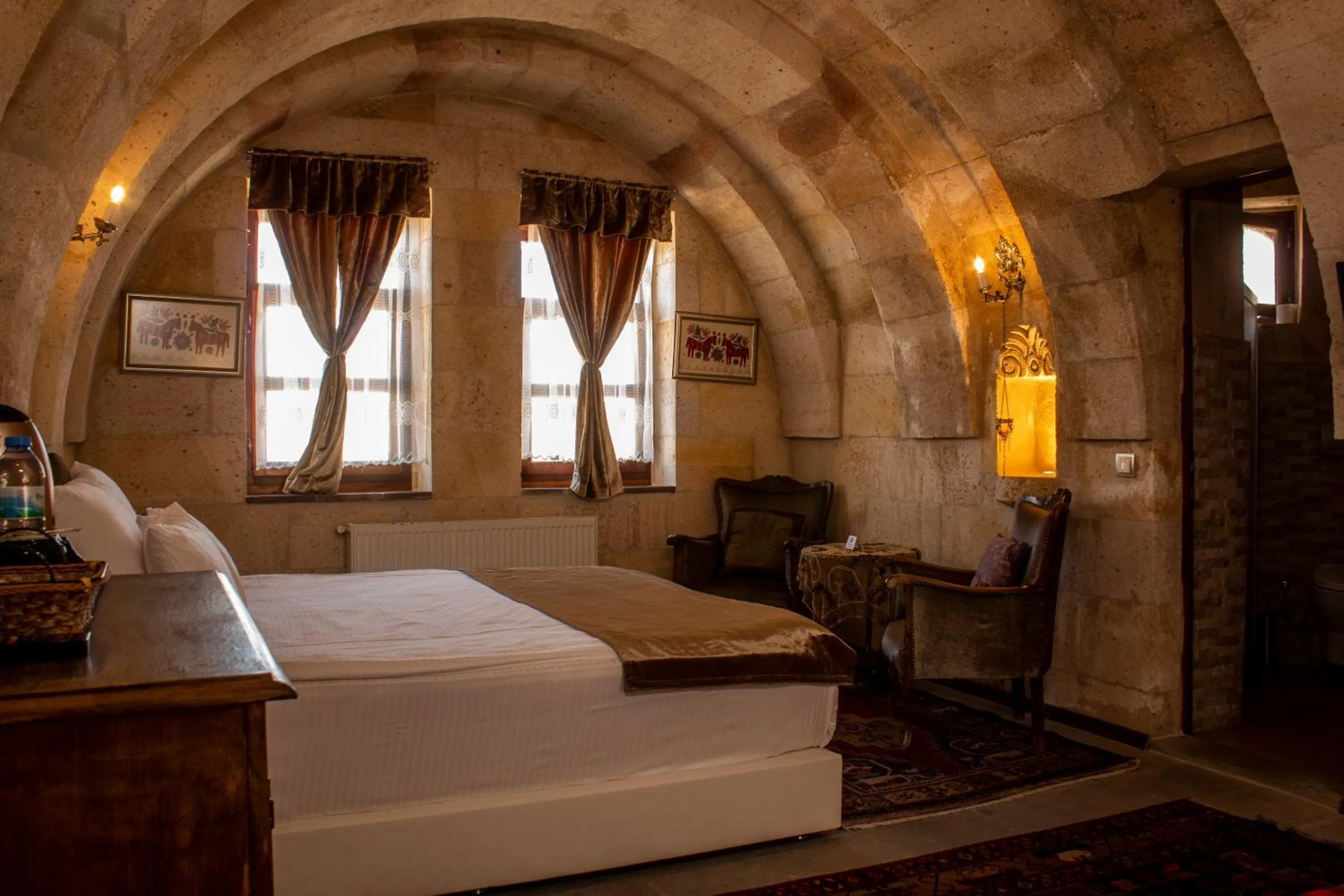 Photo of the whole room, Bed in Cave Art Hotel Cappadocia