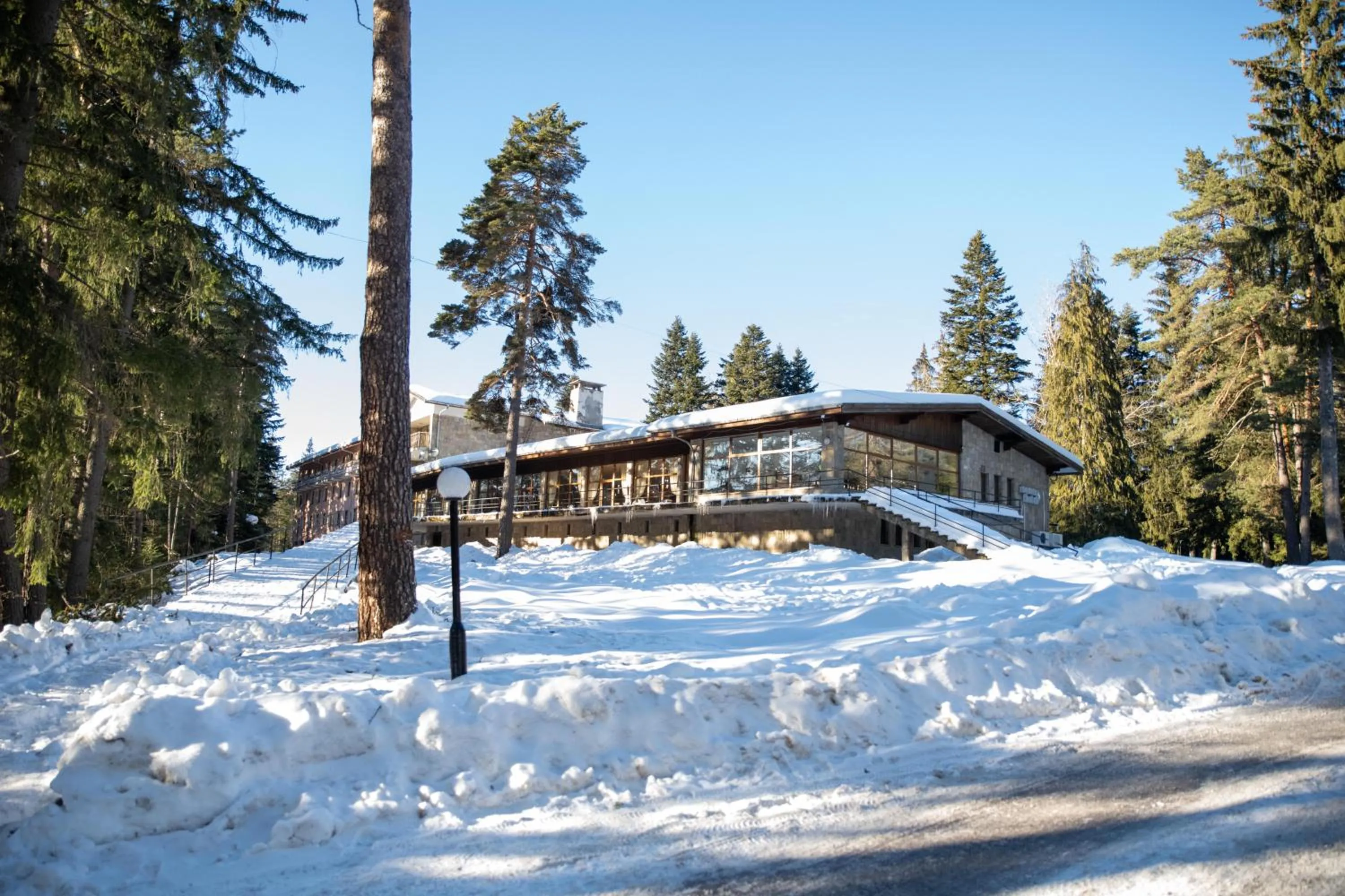 Property building in Hotel Borovets Edelweiss