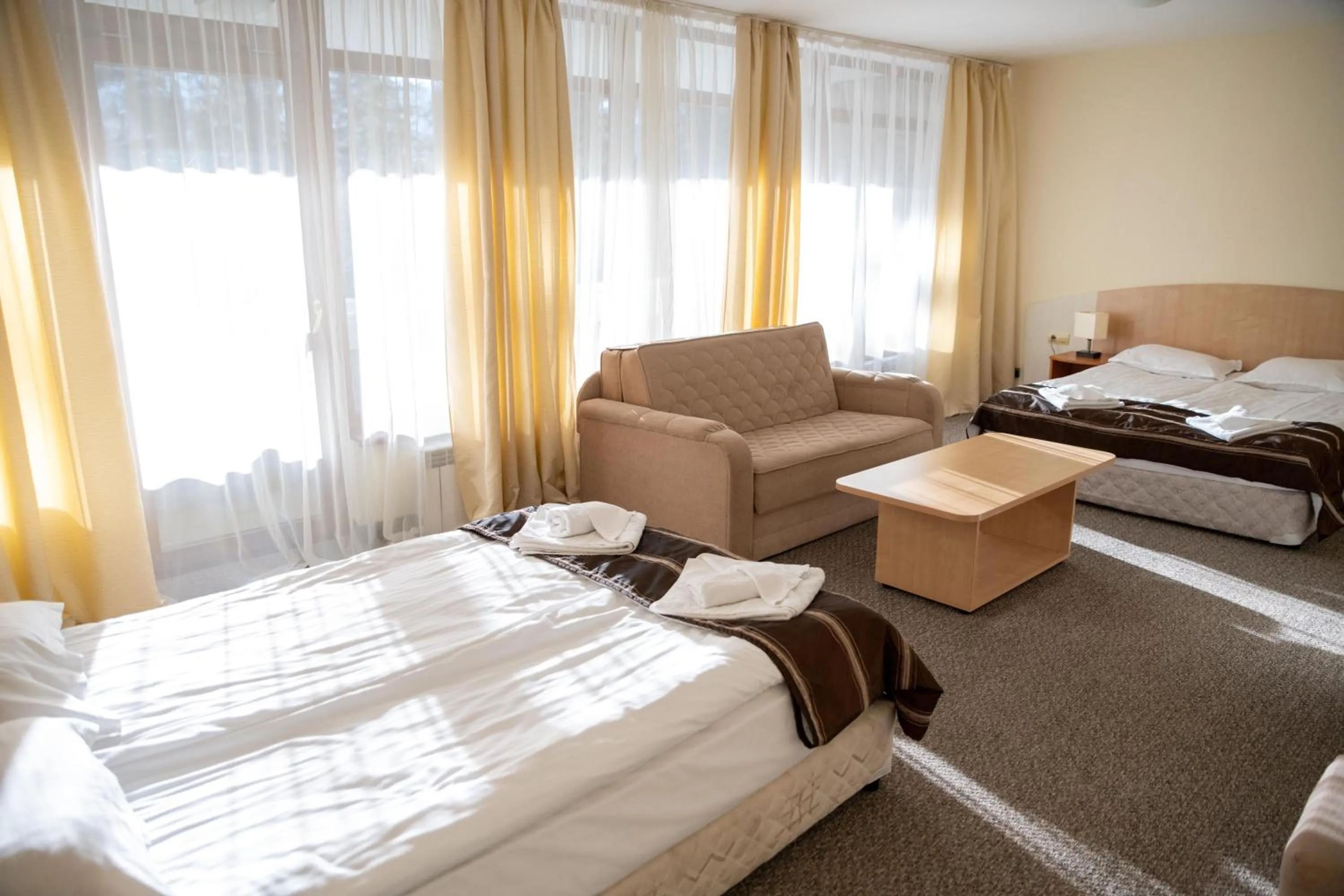 Bedroom, Bed in Hotel Borovets Edelweiss