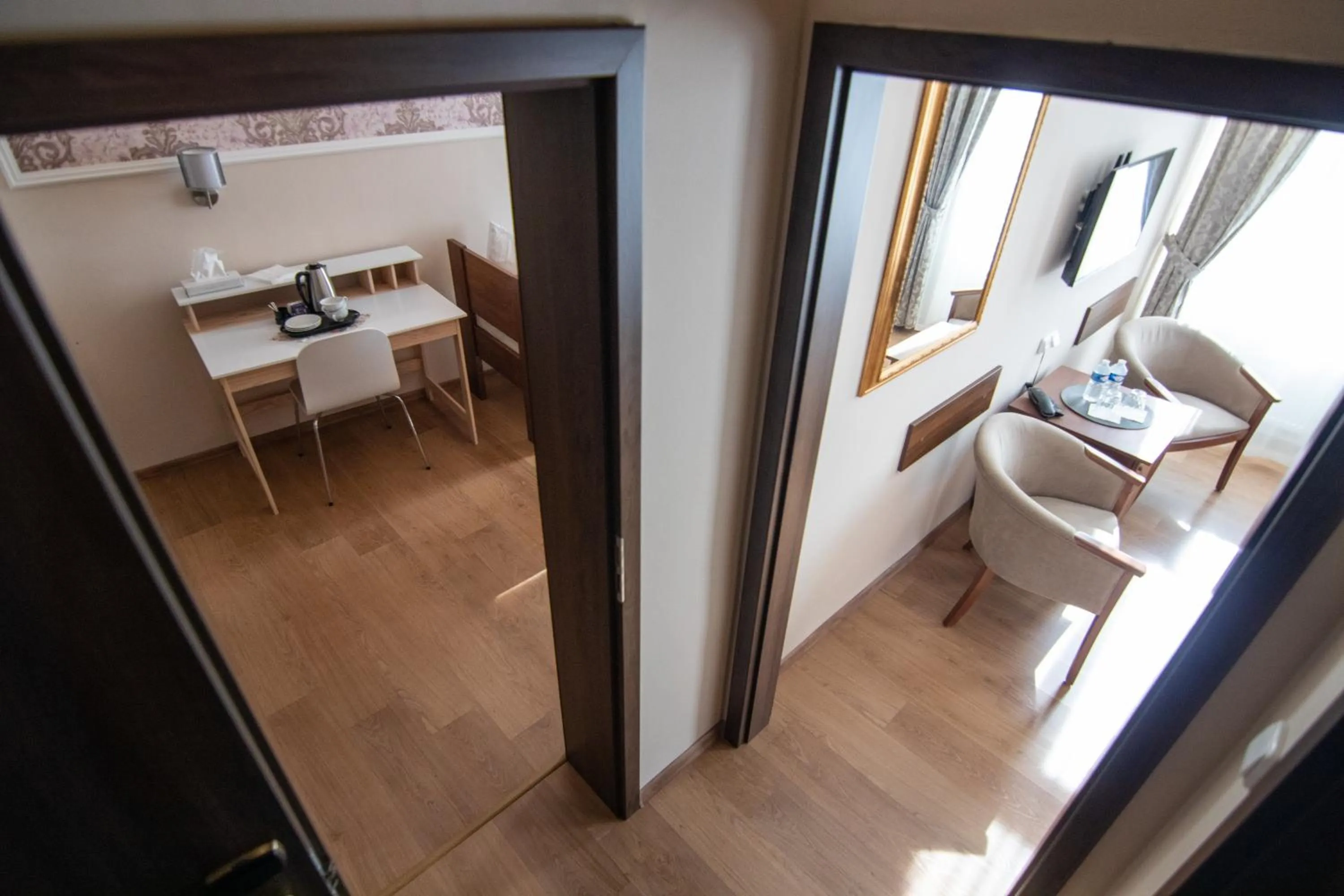 Photo of the whole room in Star Hotel