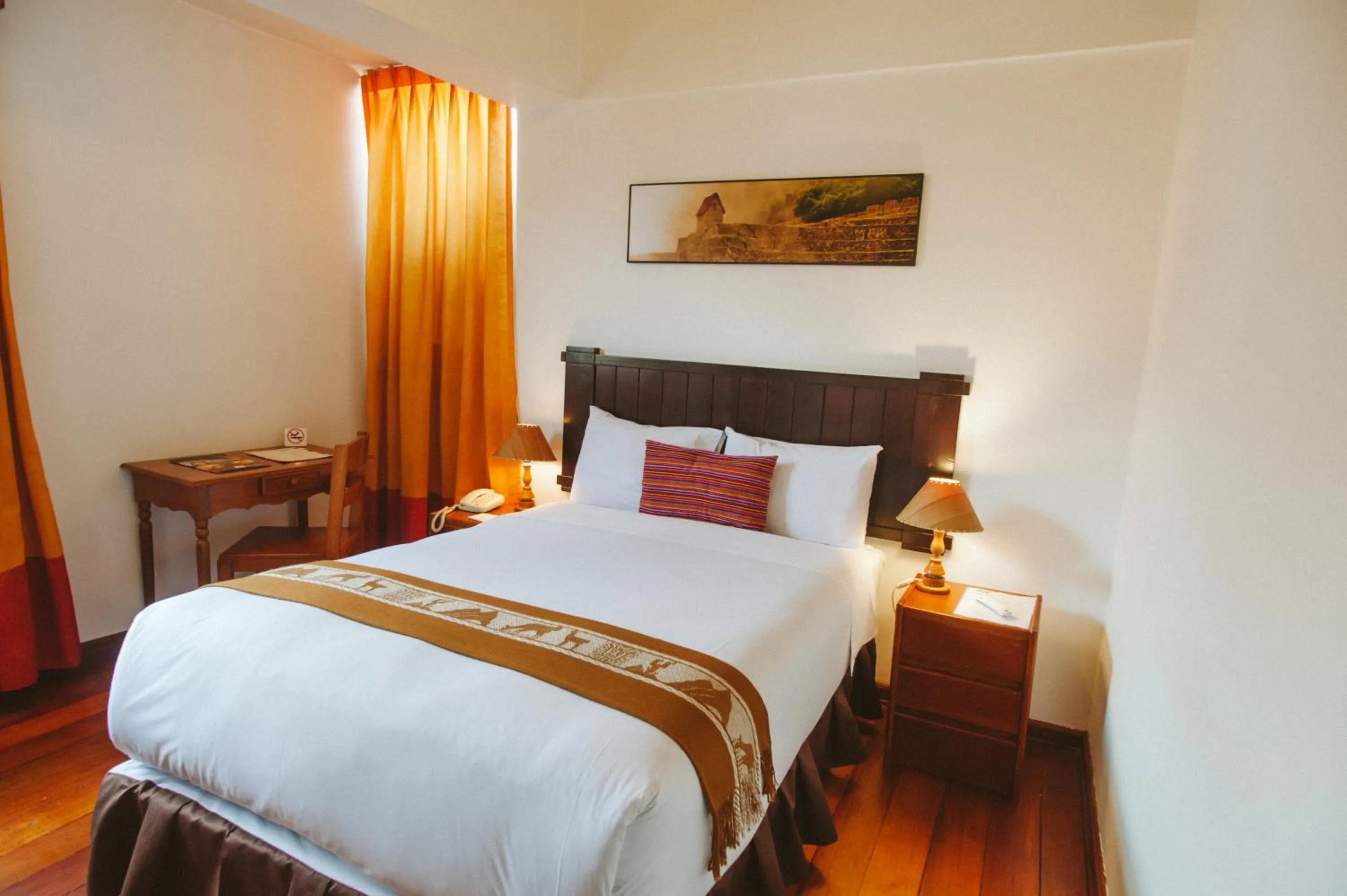 Bedroom, Bed in Hotel Monasterio San Pedro