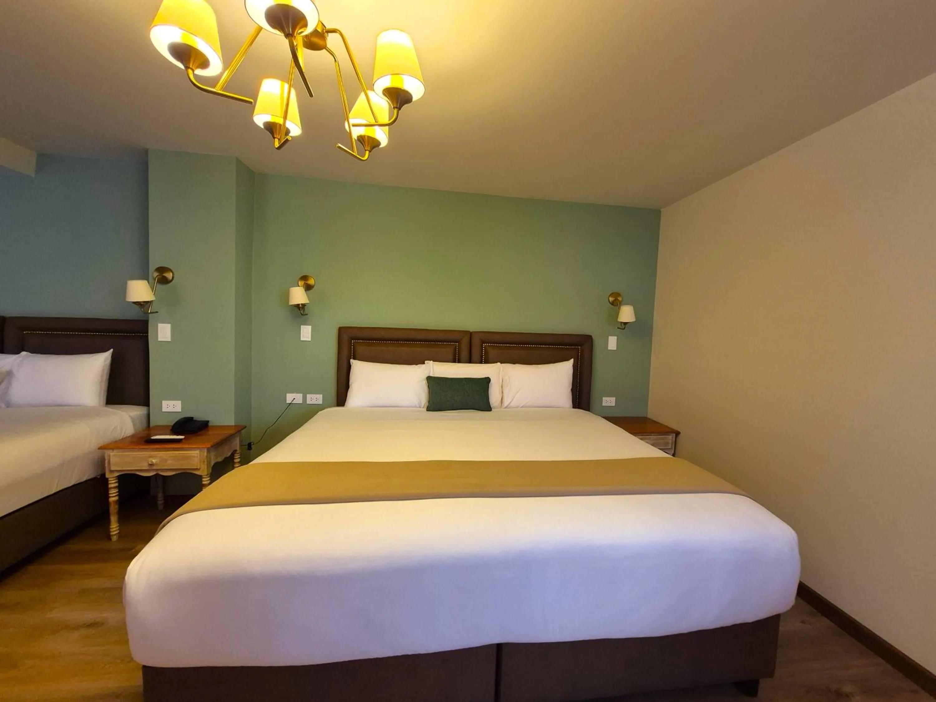 Bed in Hotel Monasterio San Pedro