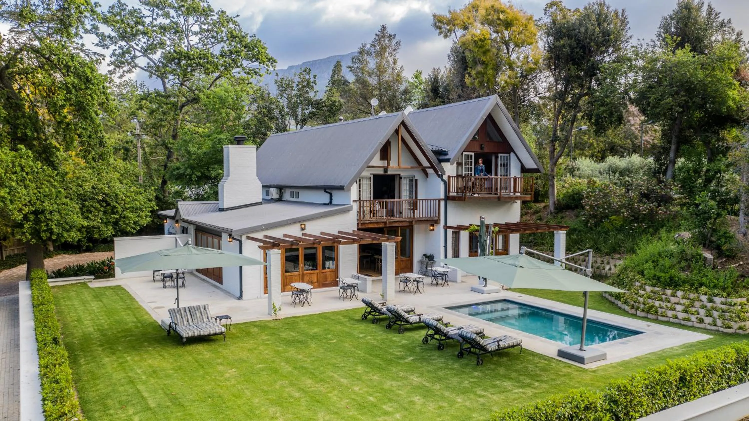 Property building in Simonzicht Guest House