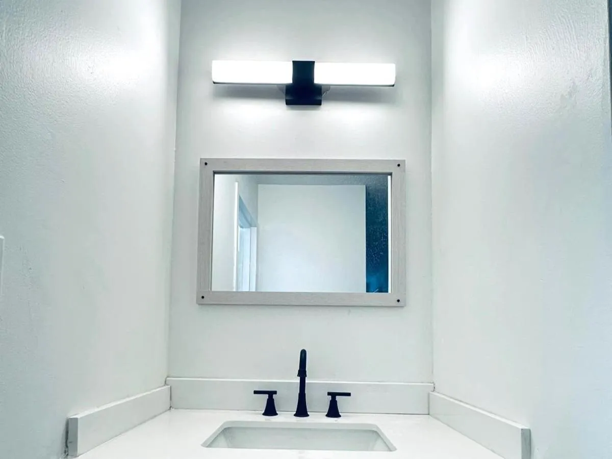 Bathroom in Baymont Inn and Suites by Wyndham Columbus / Near OSU