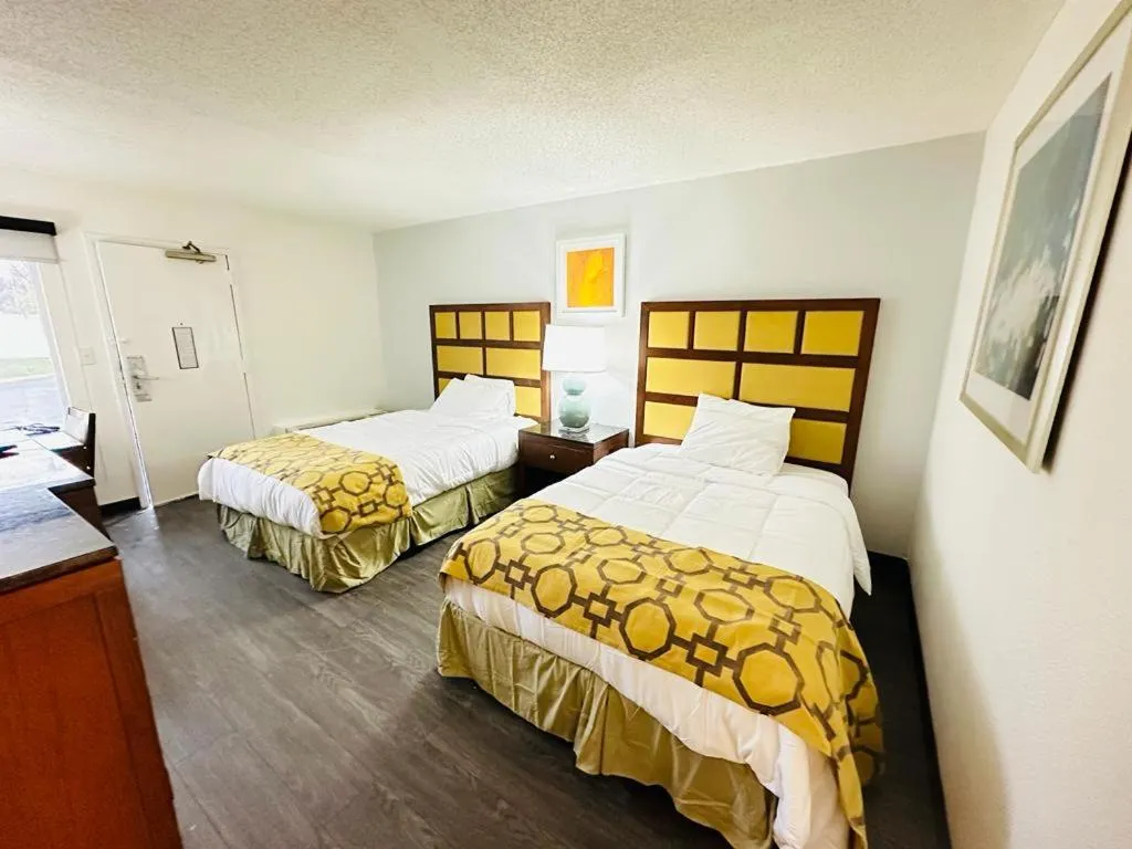 Bed in Baymont Inn and Suites by Wyndham Columbus / Near OSU