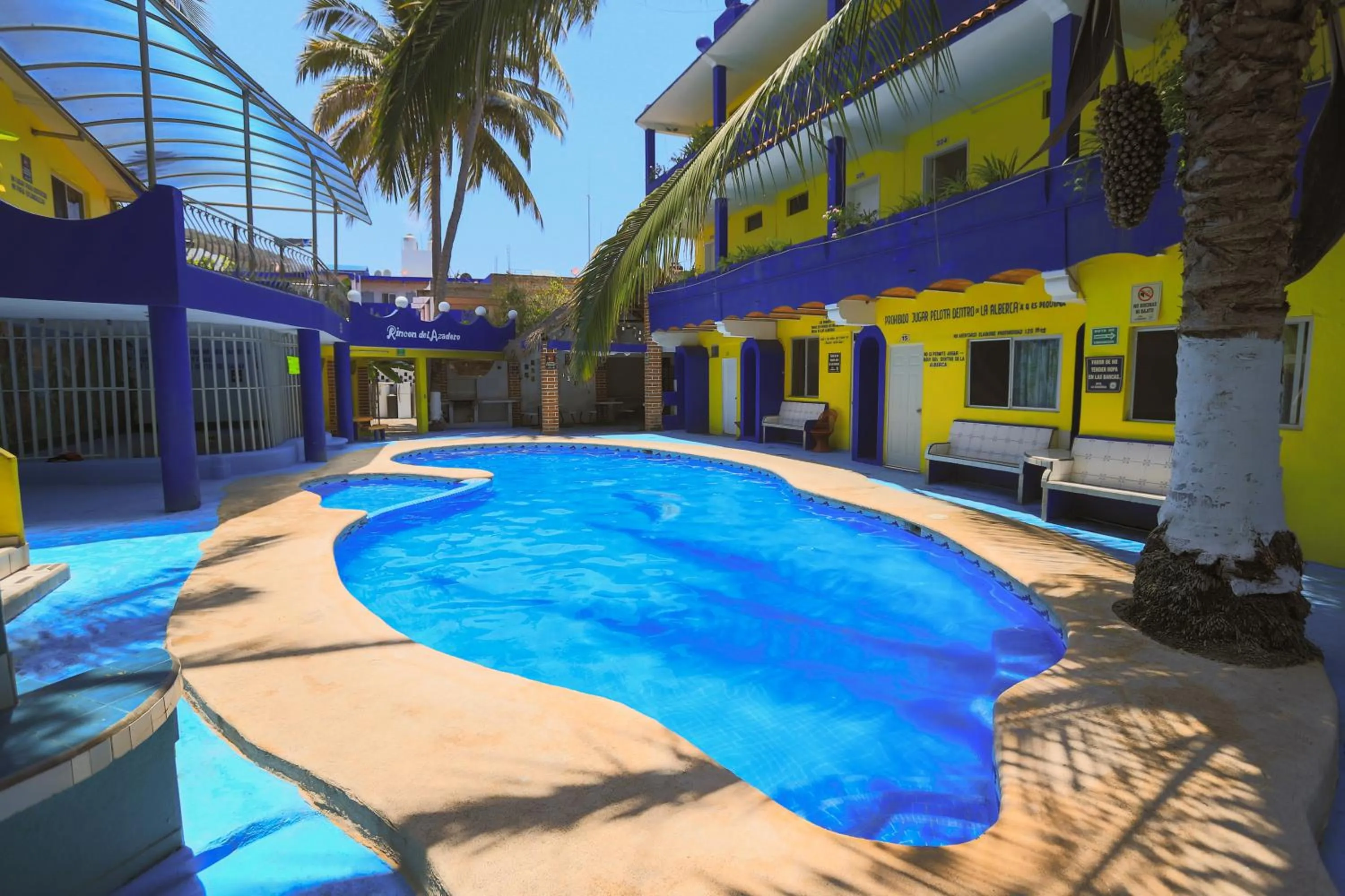 Swimming pool in Posada Real