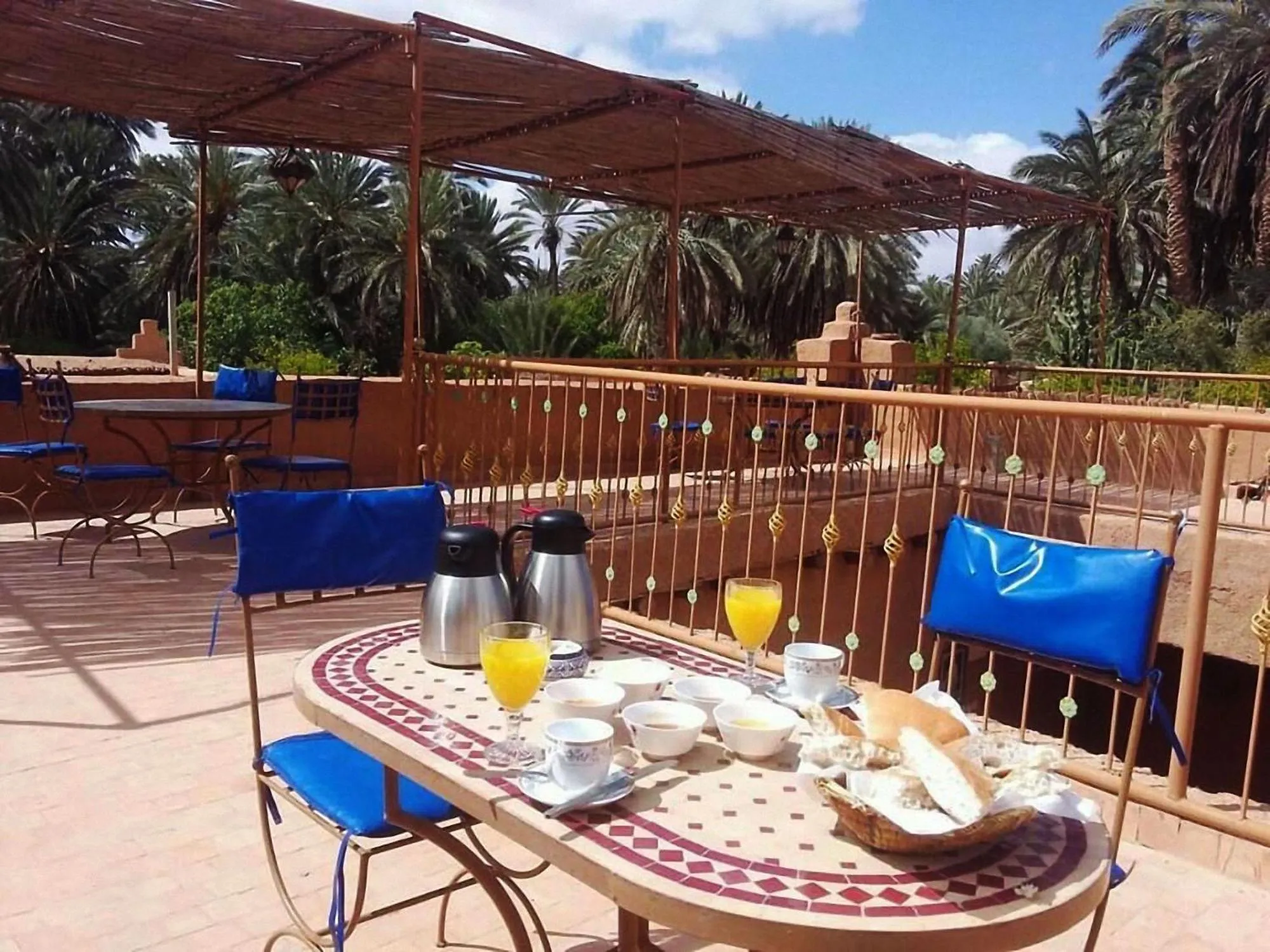 Breakfast in Maison Nomades