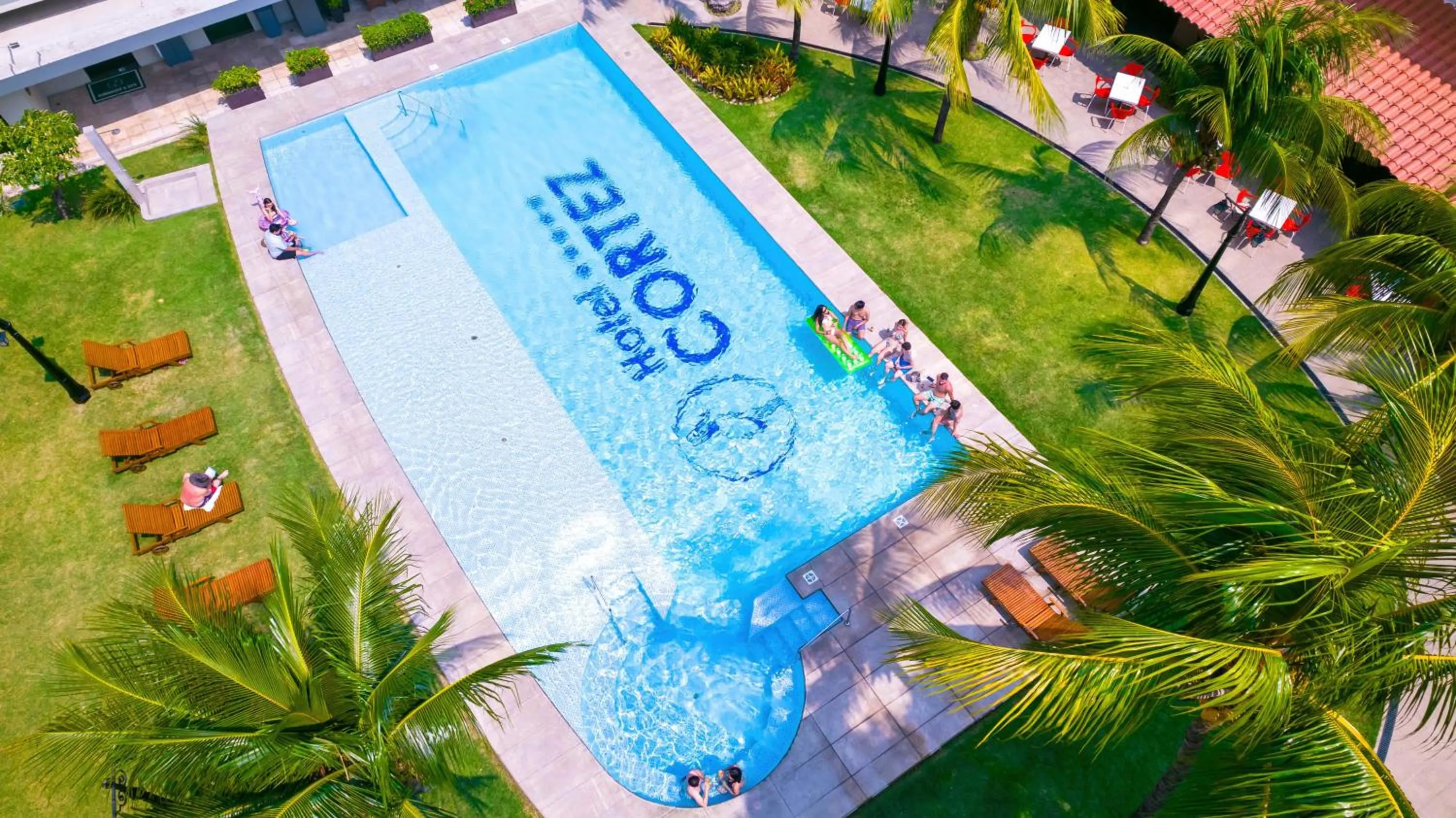 Swimming pool in Hotel Cortez