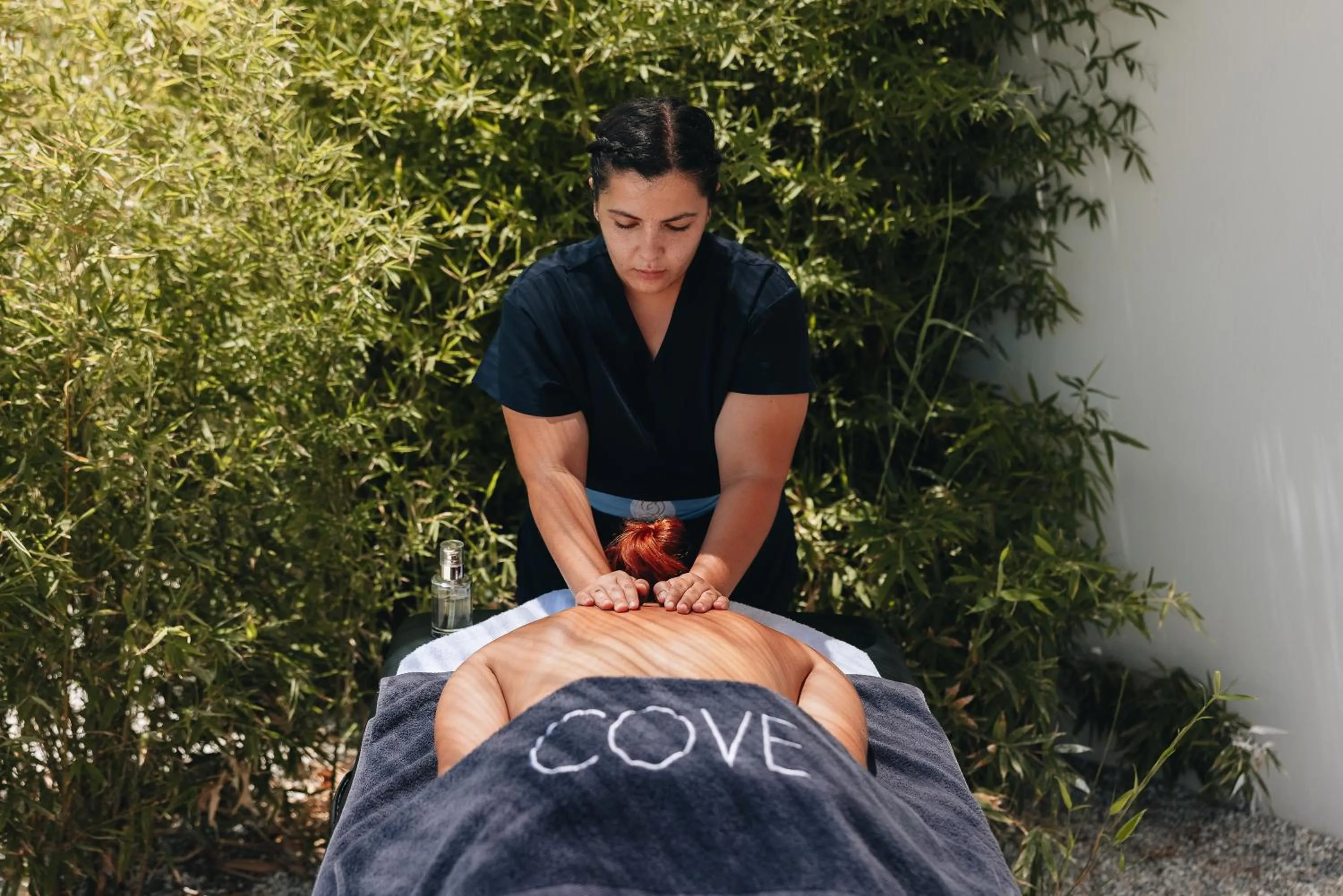 Massage in Cove Paros