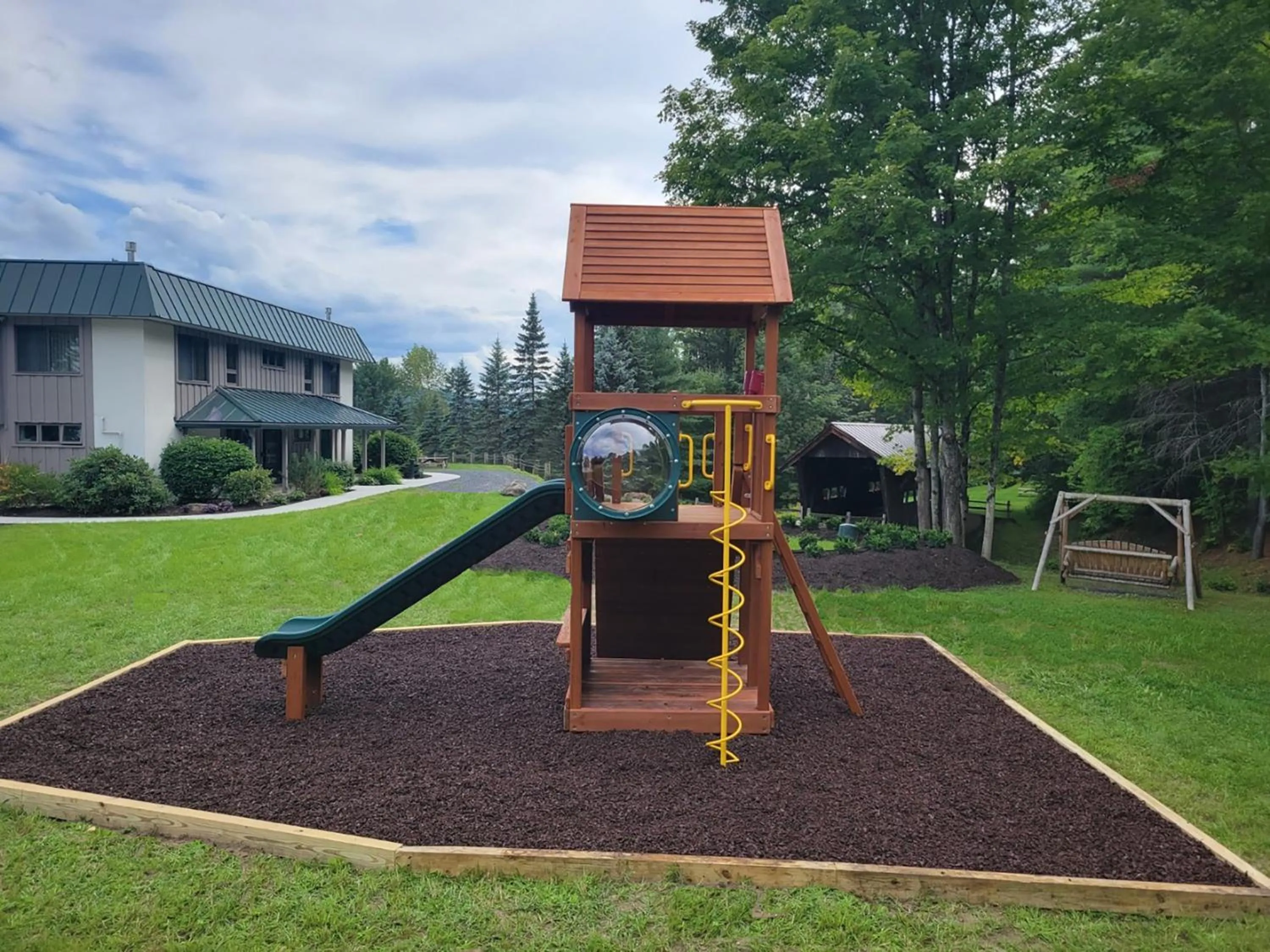 Natural landscape in Best Western Plus Waterbury - Stowe