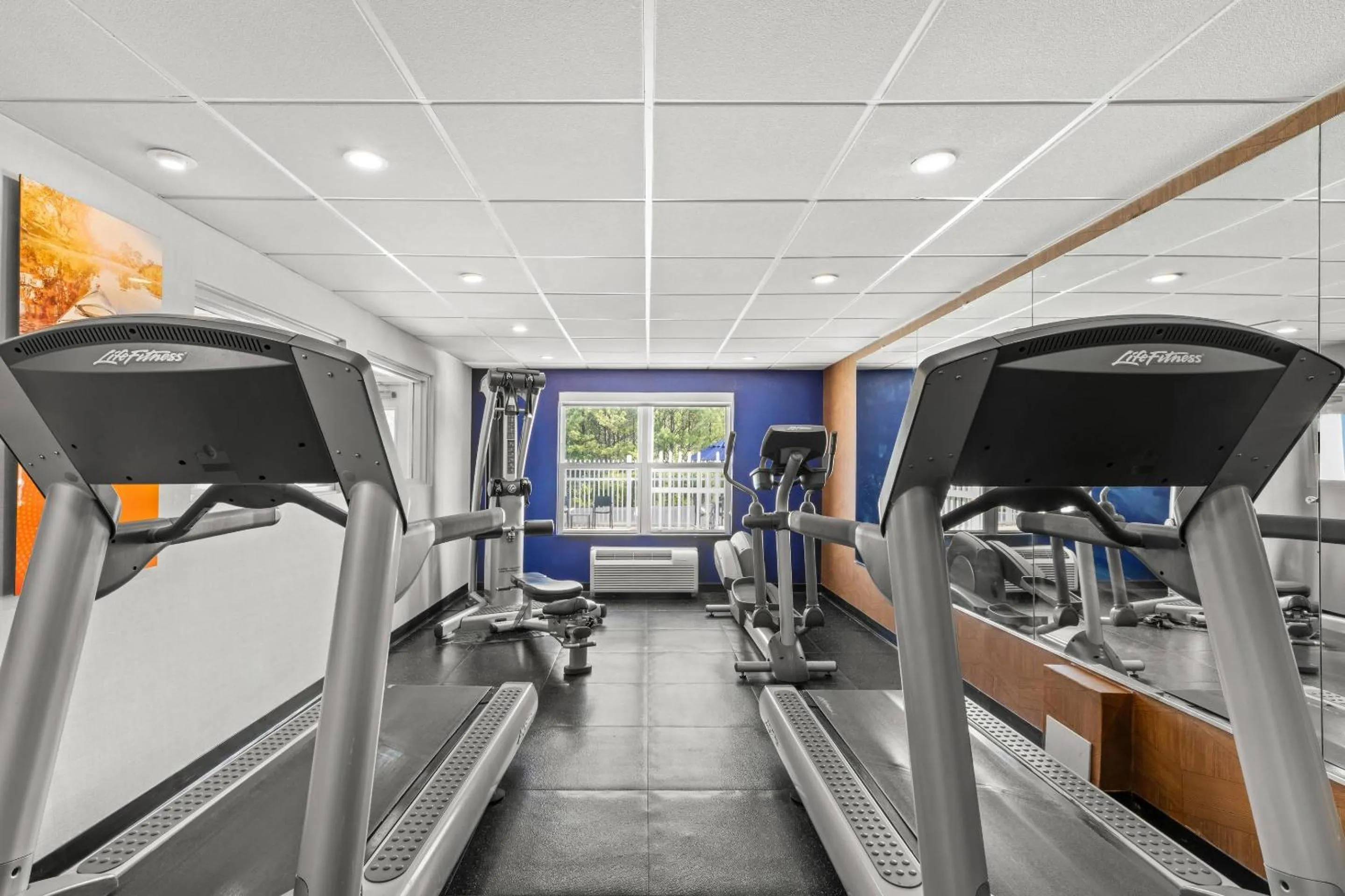 Fitness centre/facilities in Comfort Inn & Suites Rome South