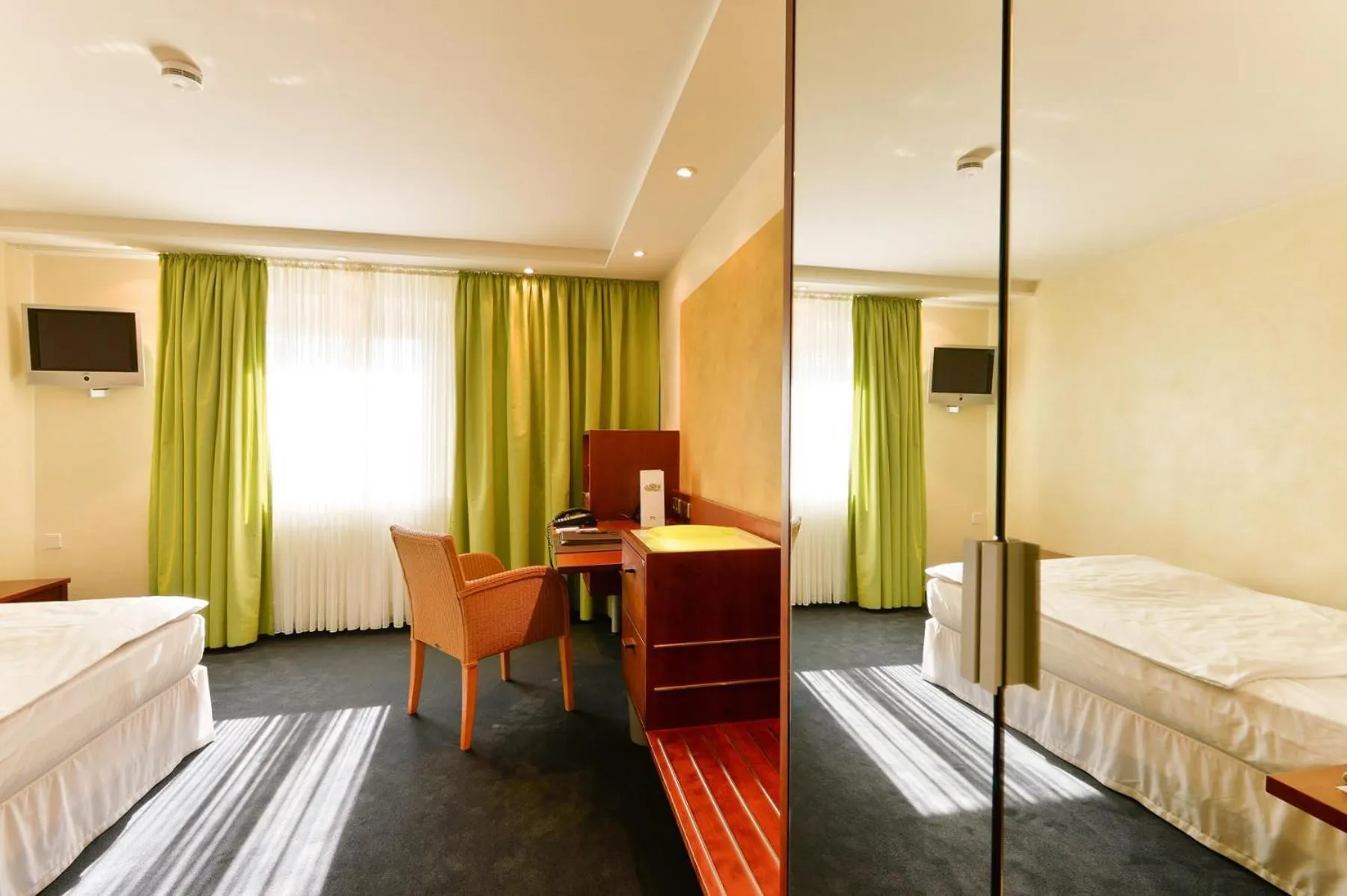 Bed in Hotel Adler Asperg