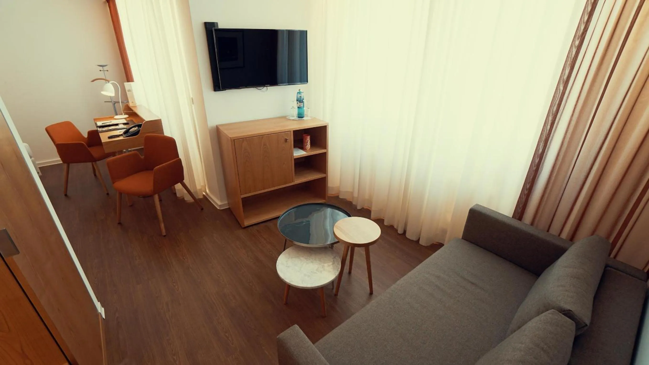 TV and multimedia in Hotel Adler Asperg