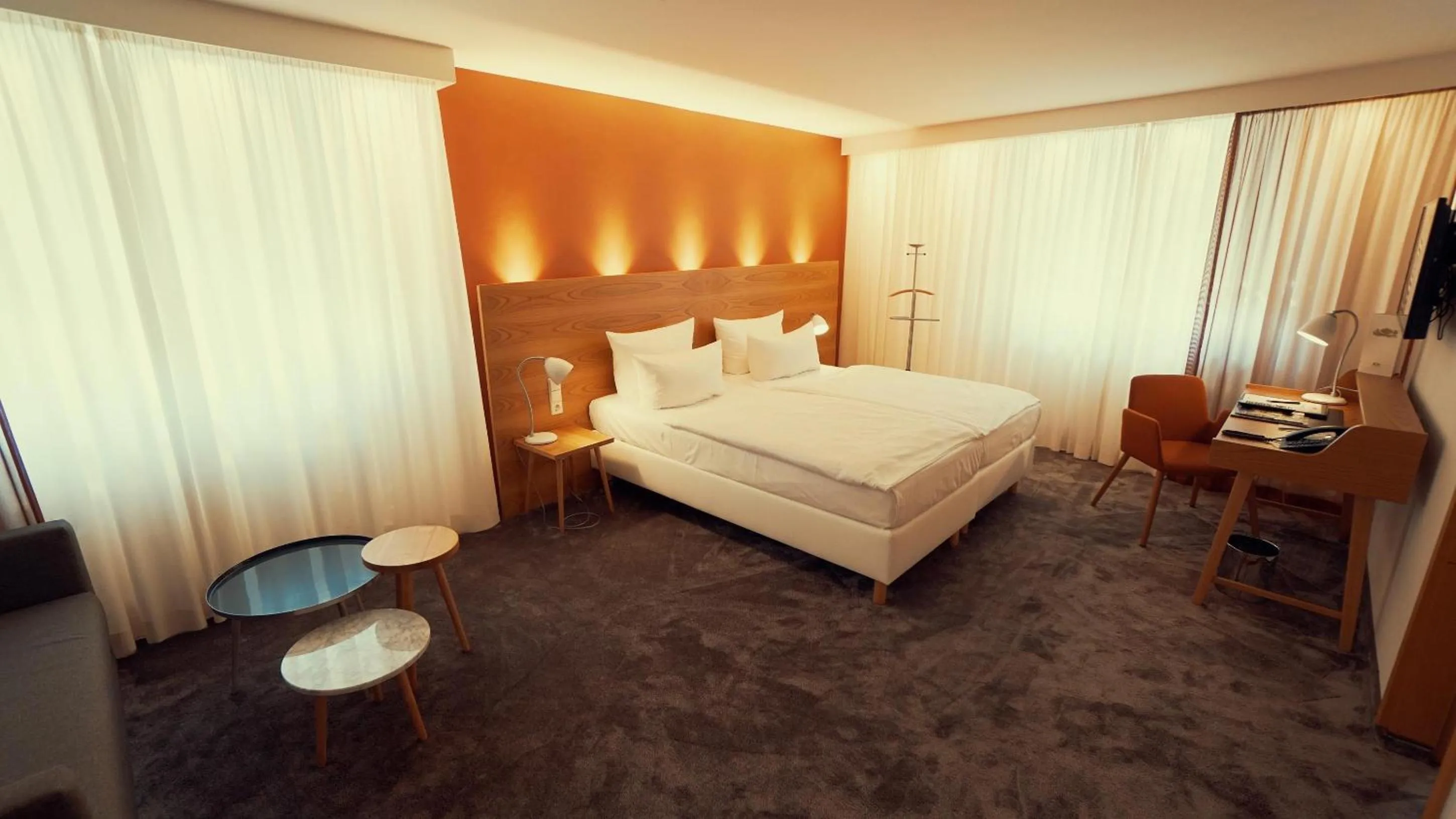 Photo of the whole room, Bed in Hotel Adler Asperg