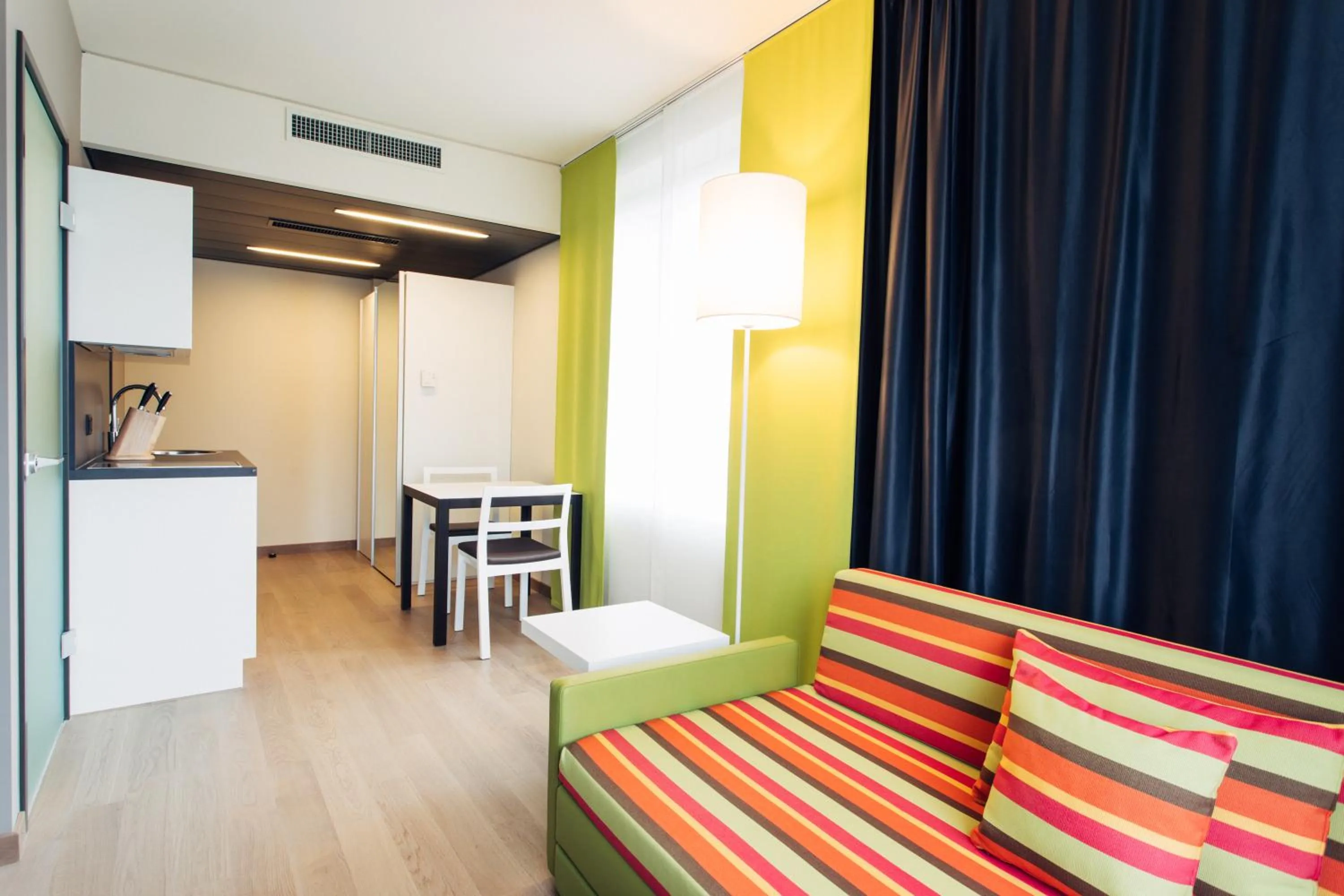 Living room in harry's home Zürich-Wallisellen