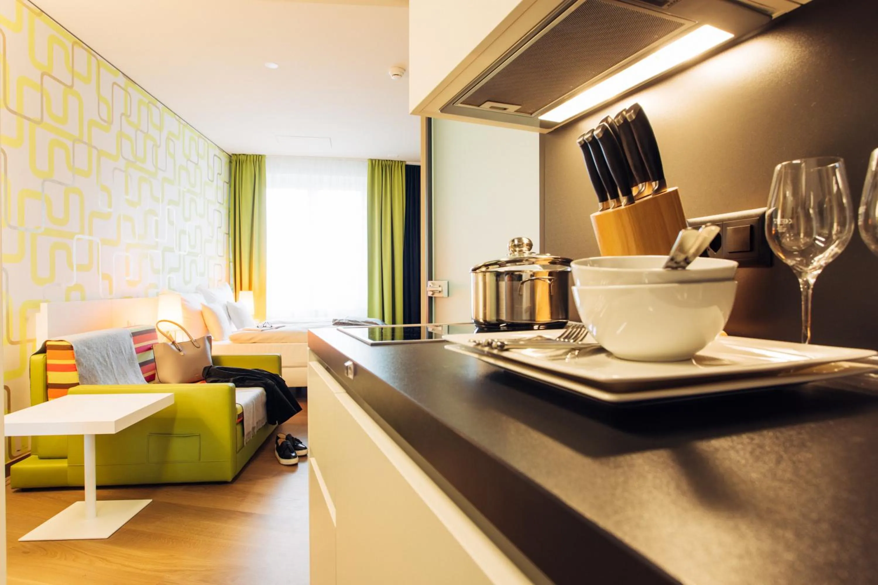 Coffee/tea facilities in harry's home Zürich-Wallisellen