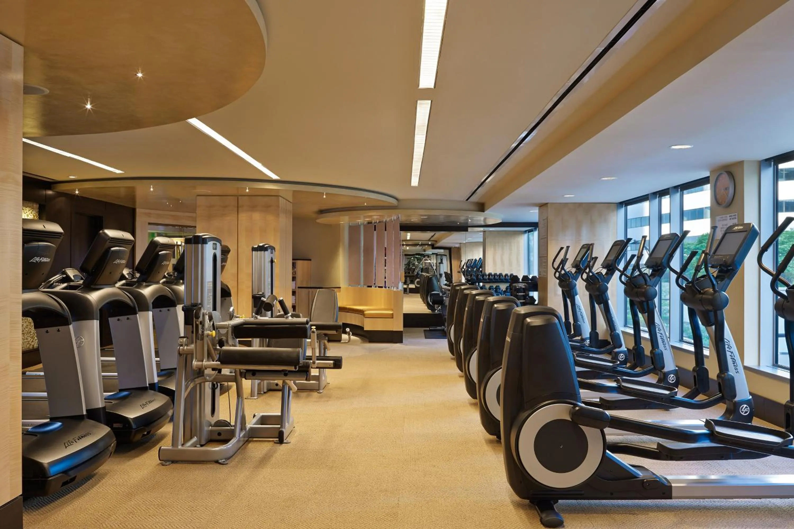 Fitness centre/facilities in Le Meridien Arlington