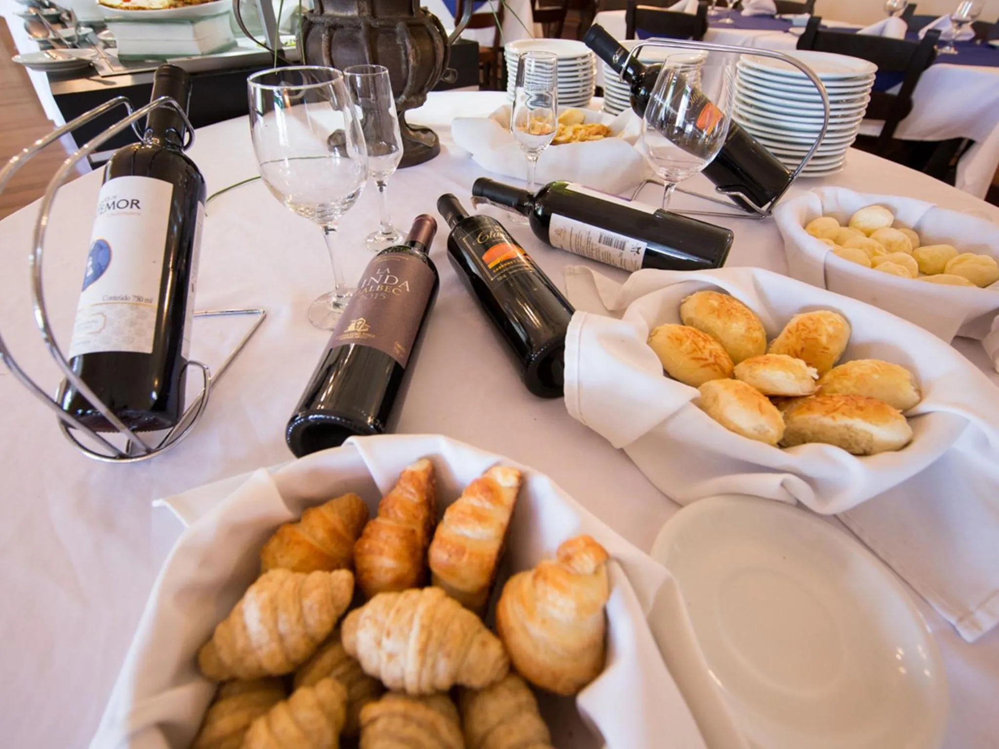 Restaurant/places to eat in Hotel Escola Bela Vista