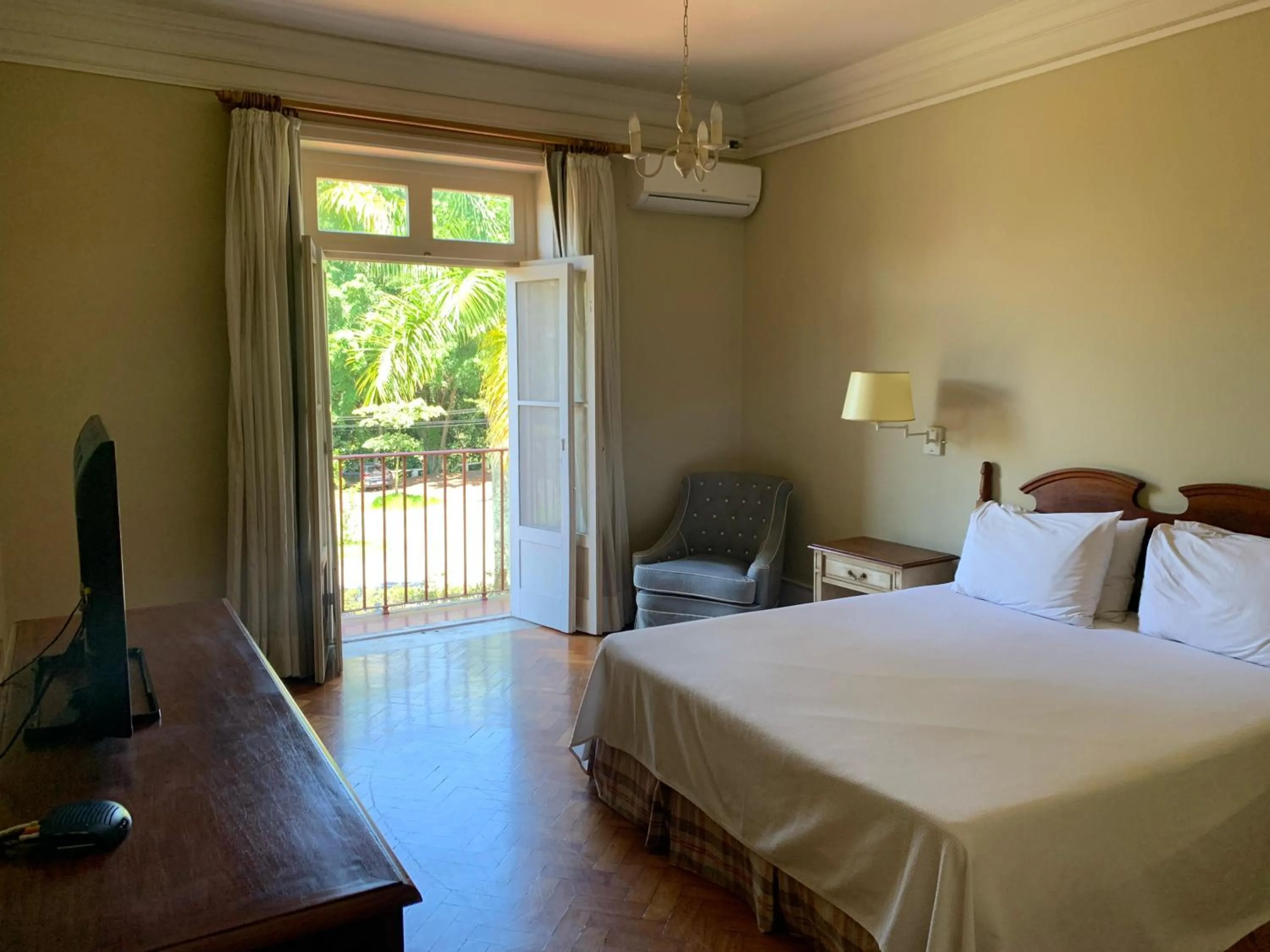 Bedroom, Bed in Hotel Escola Bela Vista