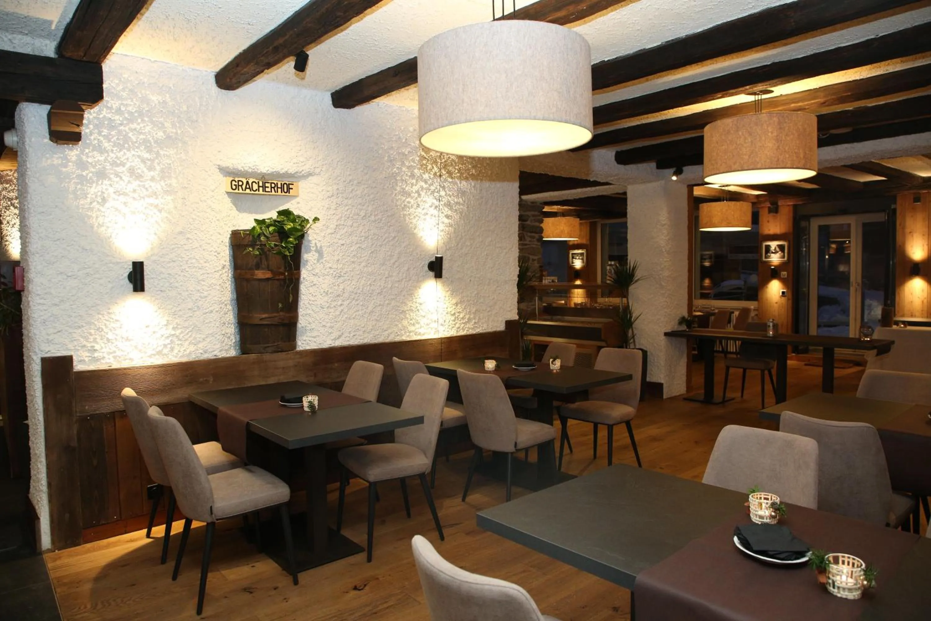 Restaurant/places to eat in Lifestyle & Spa Hotel Grächerhof