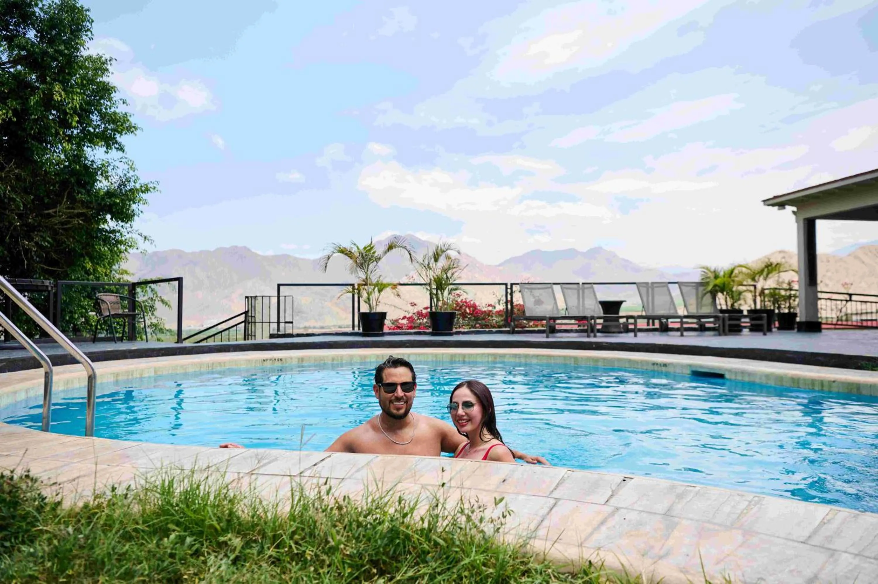 Swimming pool in Empedrada Ranch & Lodge - Hotel Asociado Casa Andina