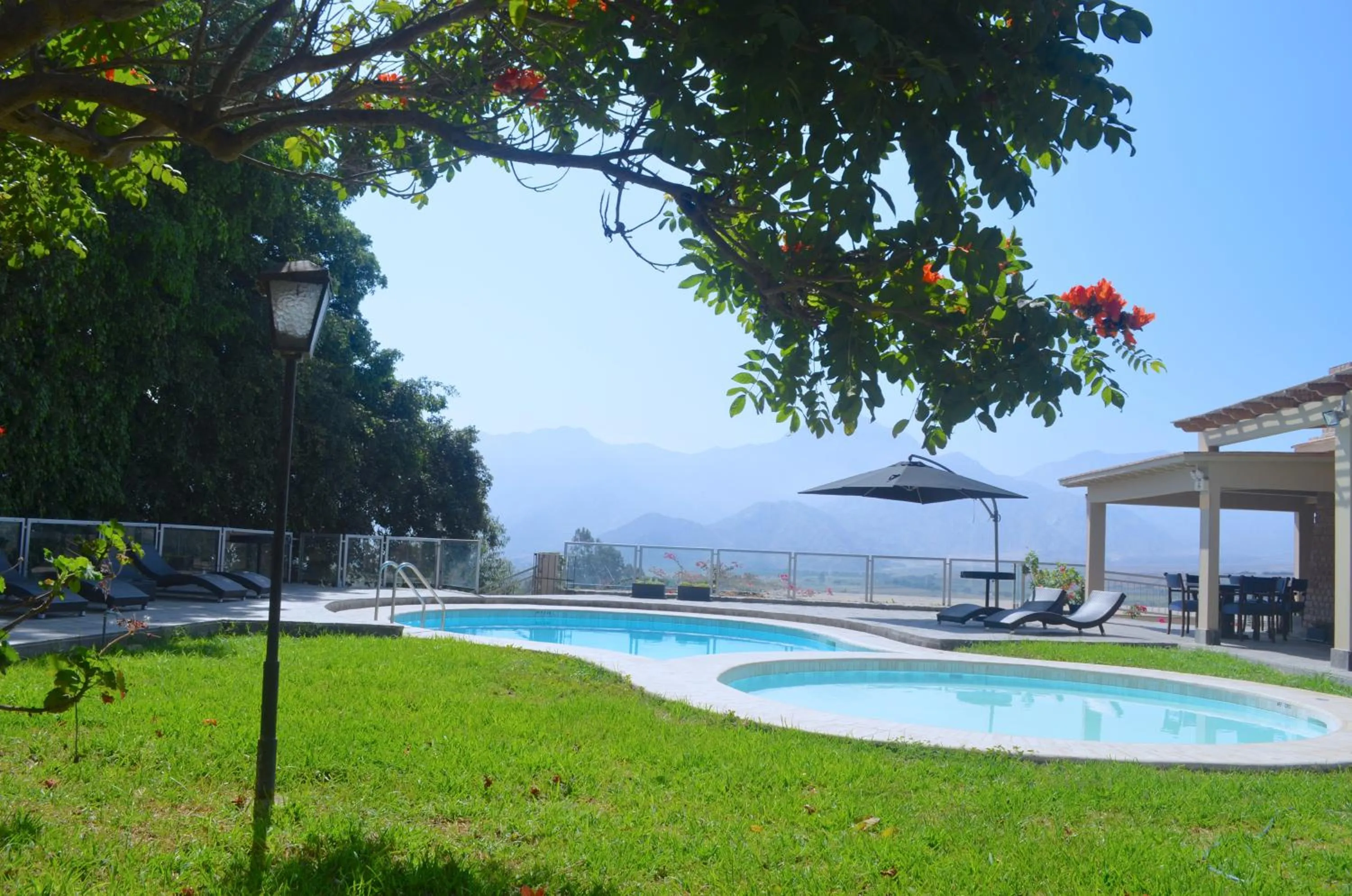 Swimming pool in Empedrada Ranch & Lodge - Hotel Asociado Casa Andina
