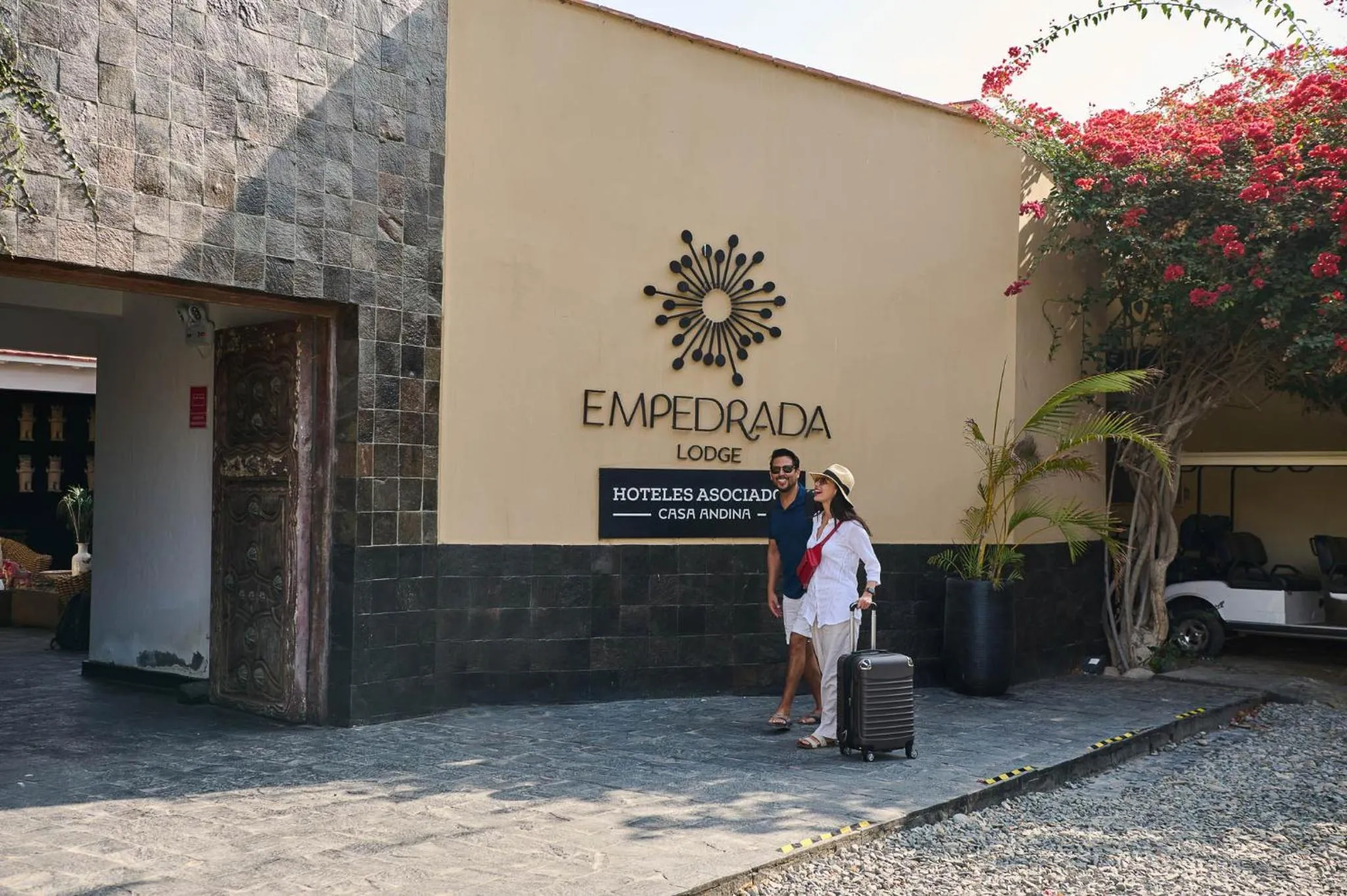 Facade/entrance in Empedrada Ranch & Lodge - Hotel Asociado Casa Andina