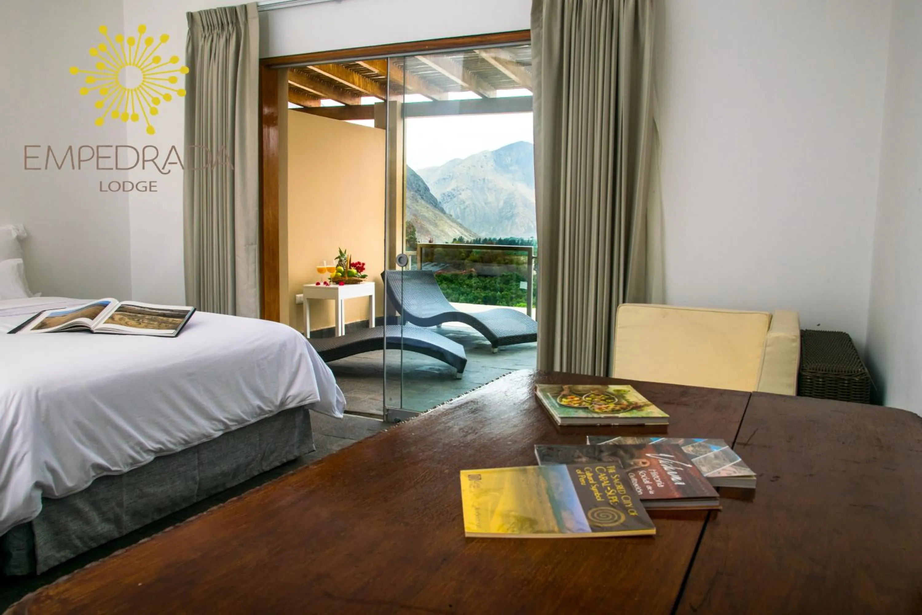 Photo of the whole room, Bed in Empedrada Ranch & Lodge - Hotel Asociado Casa Andina