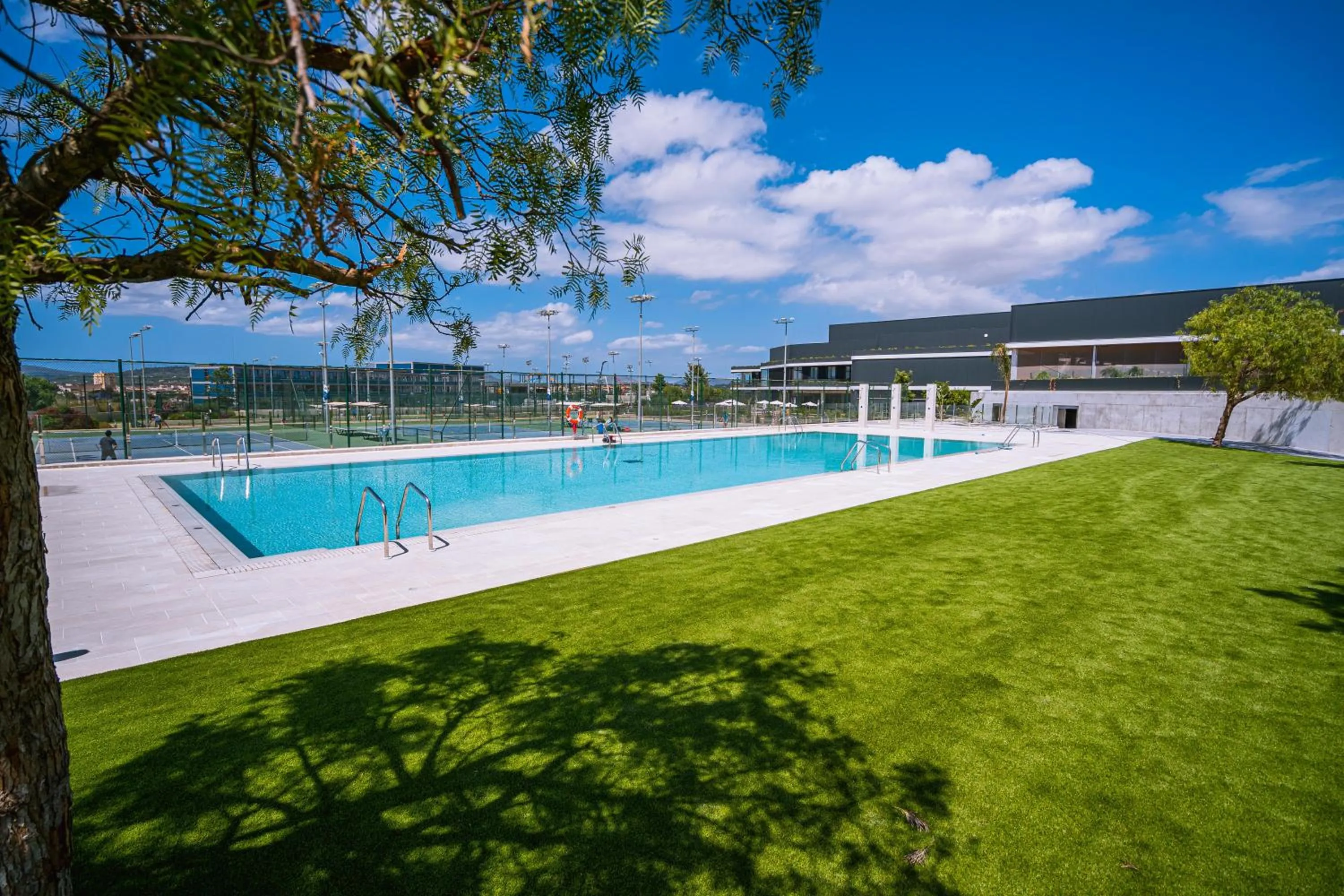 Swimming pool in Rafa Nadal Residence