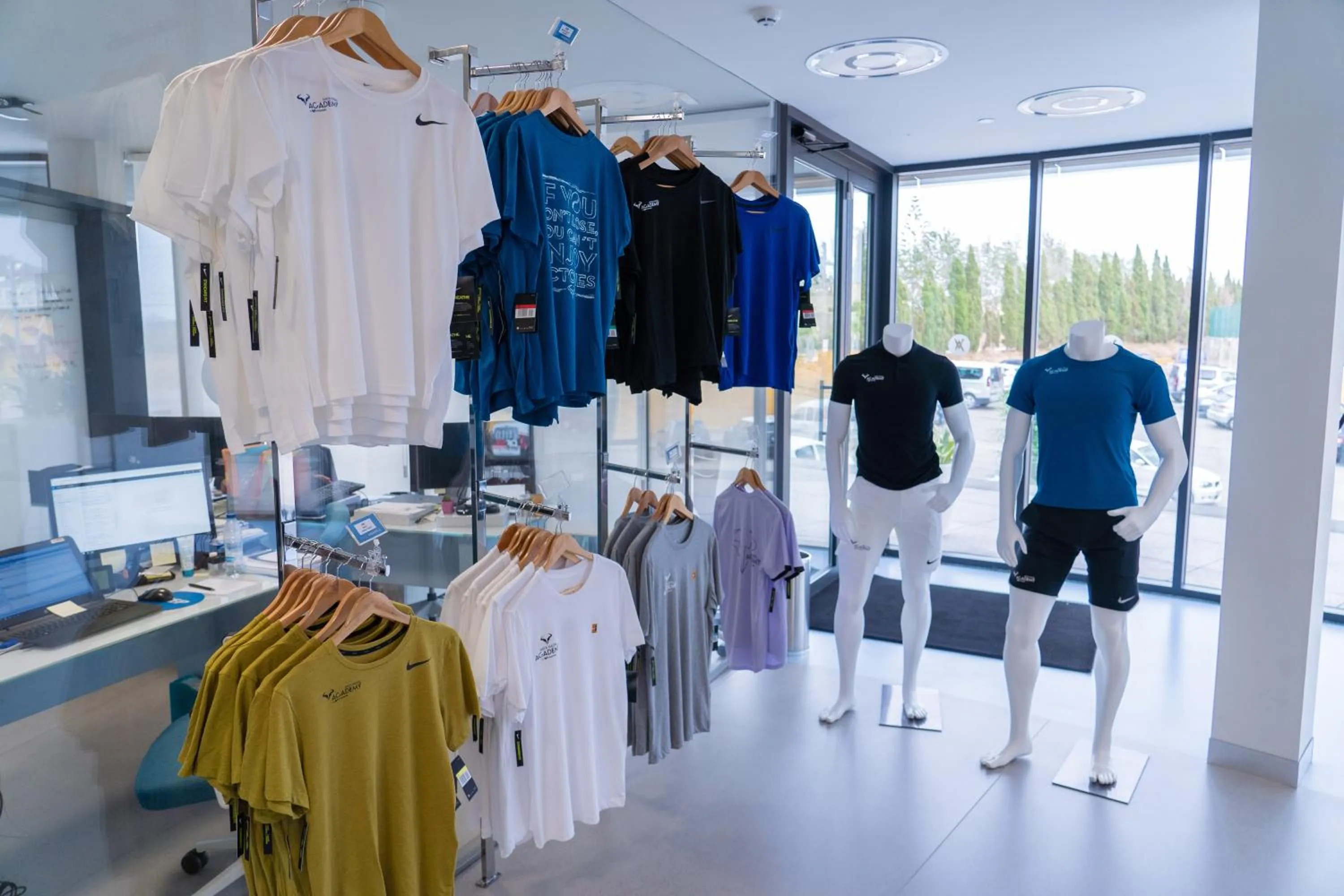 On-site shops in Rafa Nadal Residence