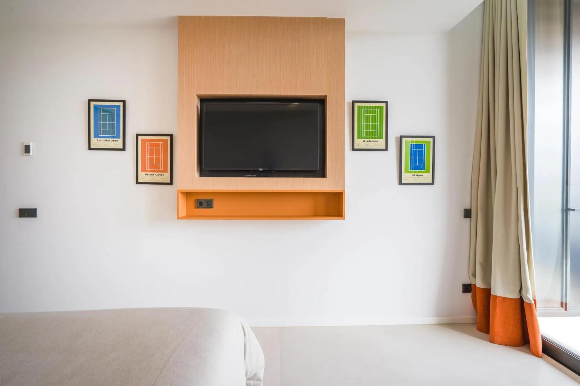 TV and multimedia, Bed in Rafa Nadal Residence