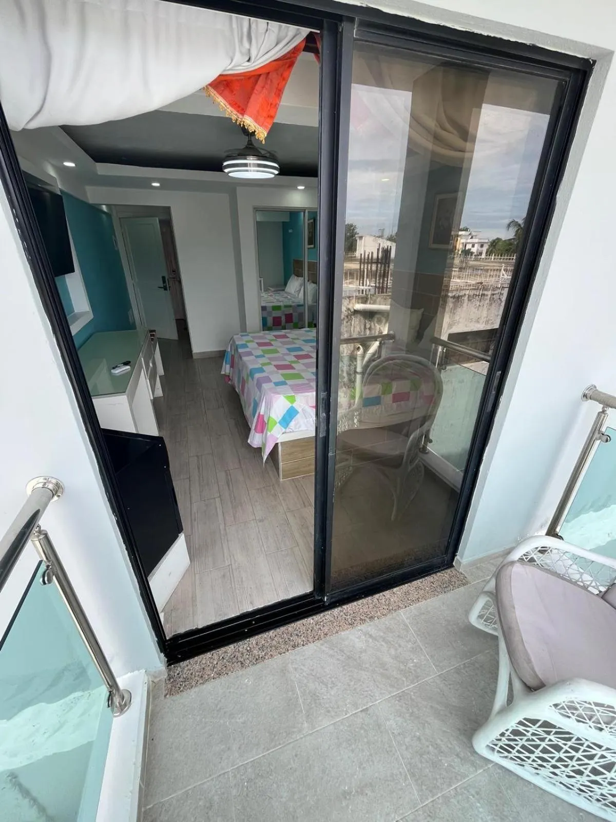 Balcony/Terrace, Bed in Hotel Restaurant Hamilton